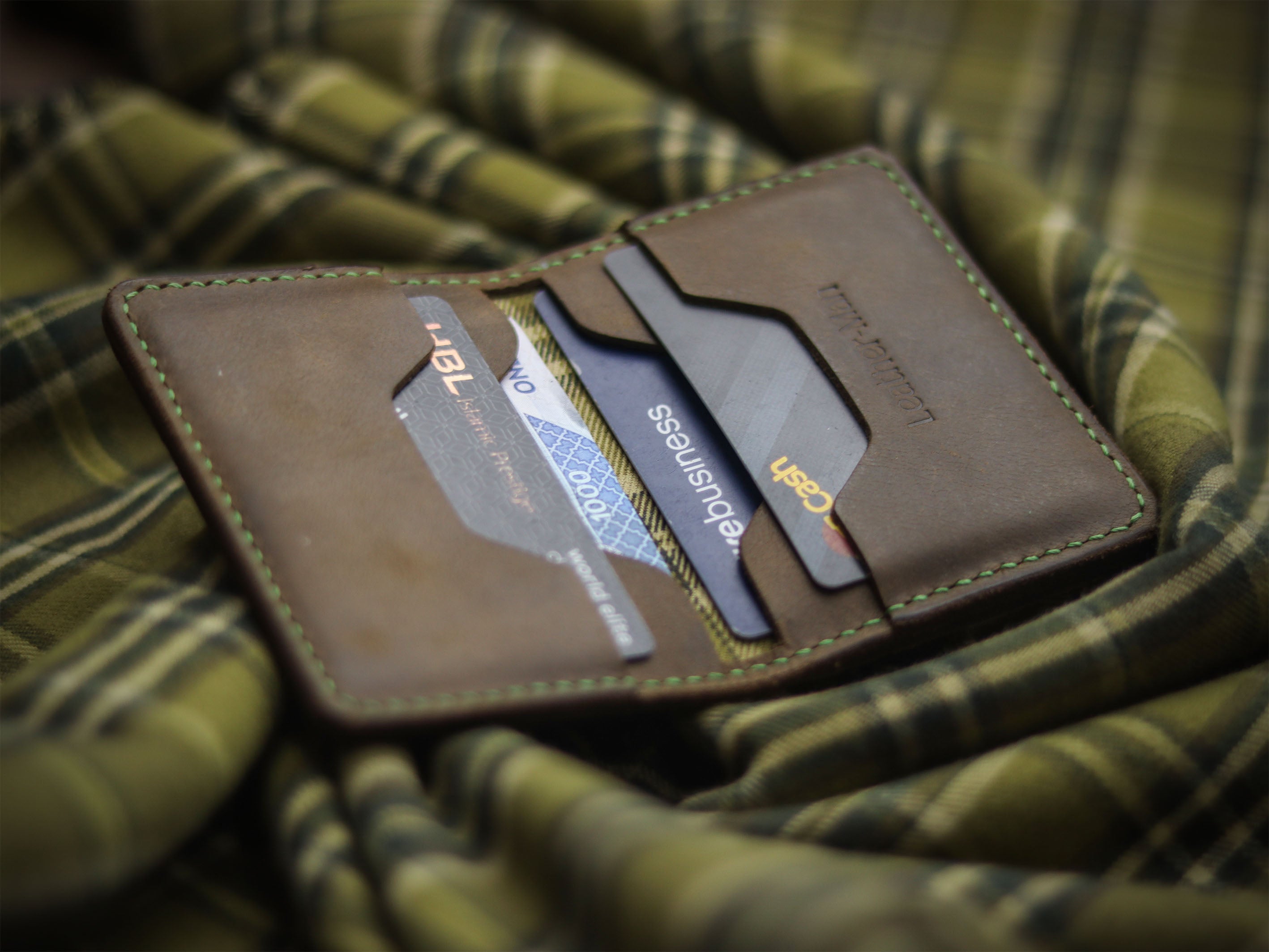 ASTOR - Bi-Fold Card Holder