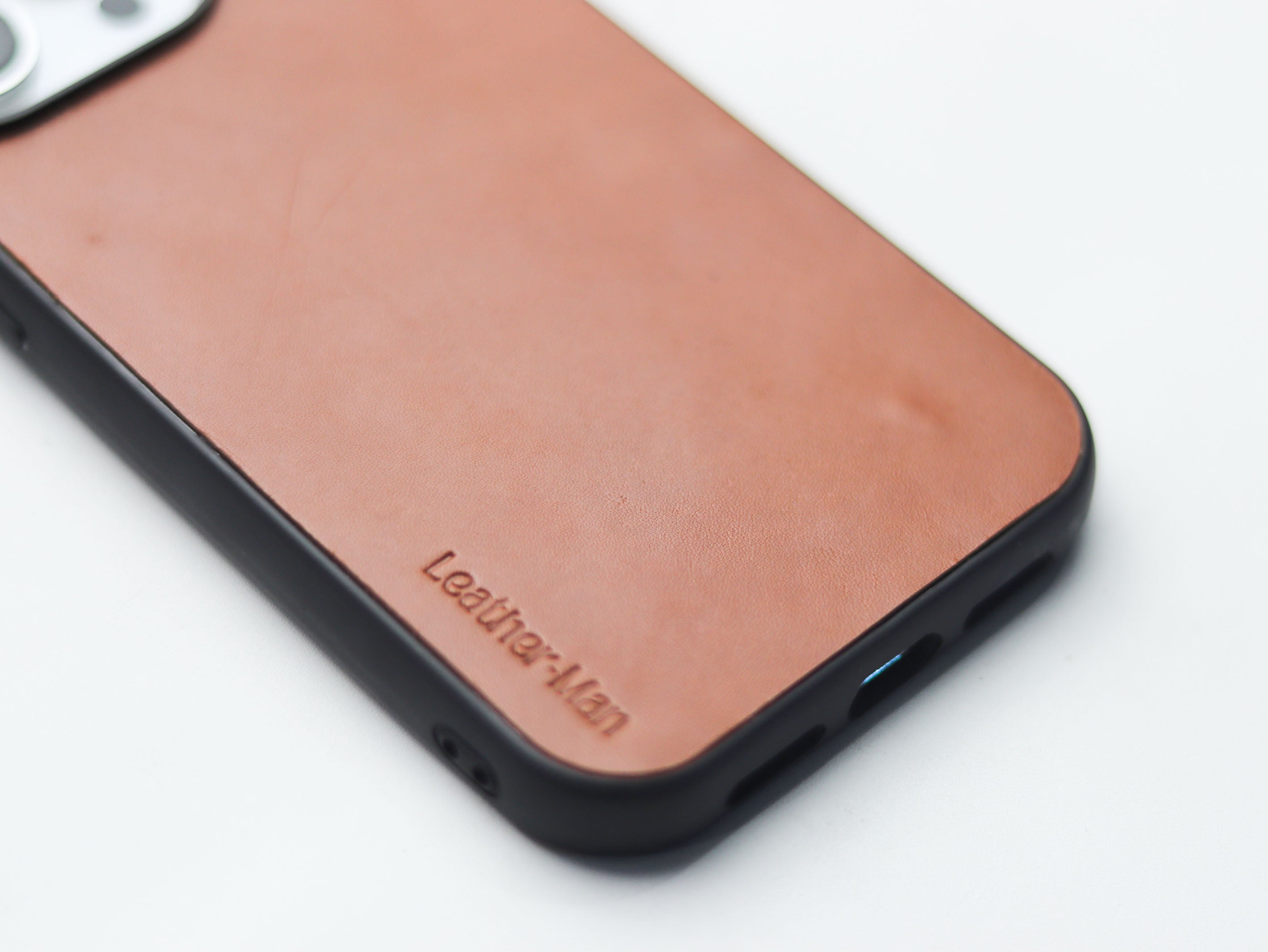 TAN BROWN LEATHER - CLASSIC PHONE CASE