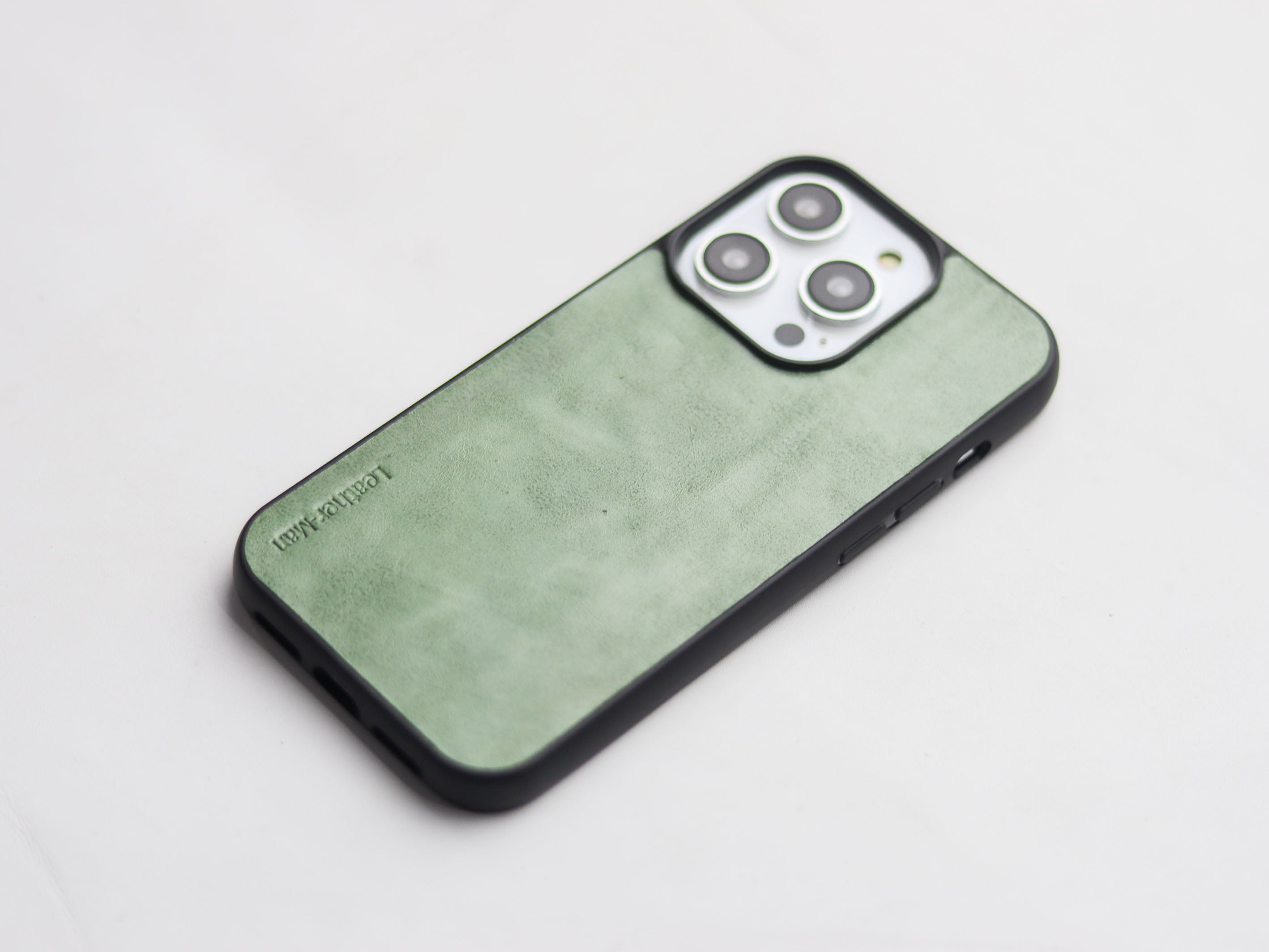 MINT GREEN LEATHER - CLASSIC PHONE CASE