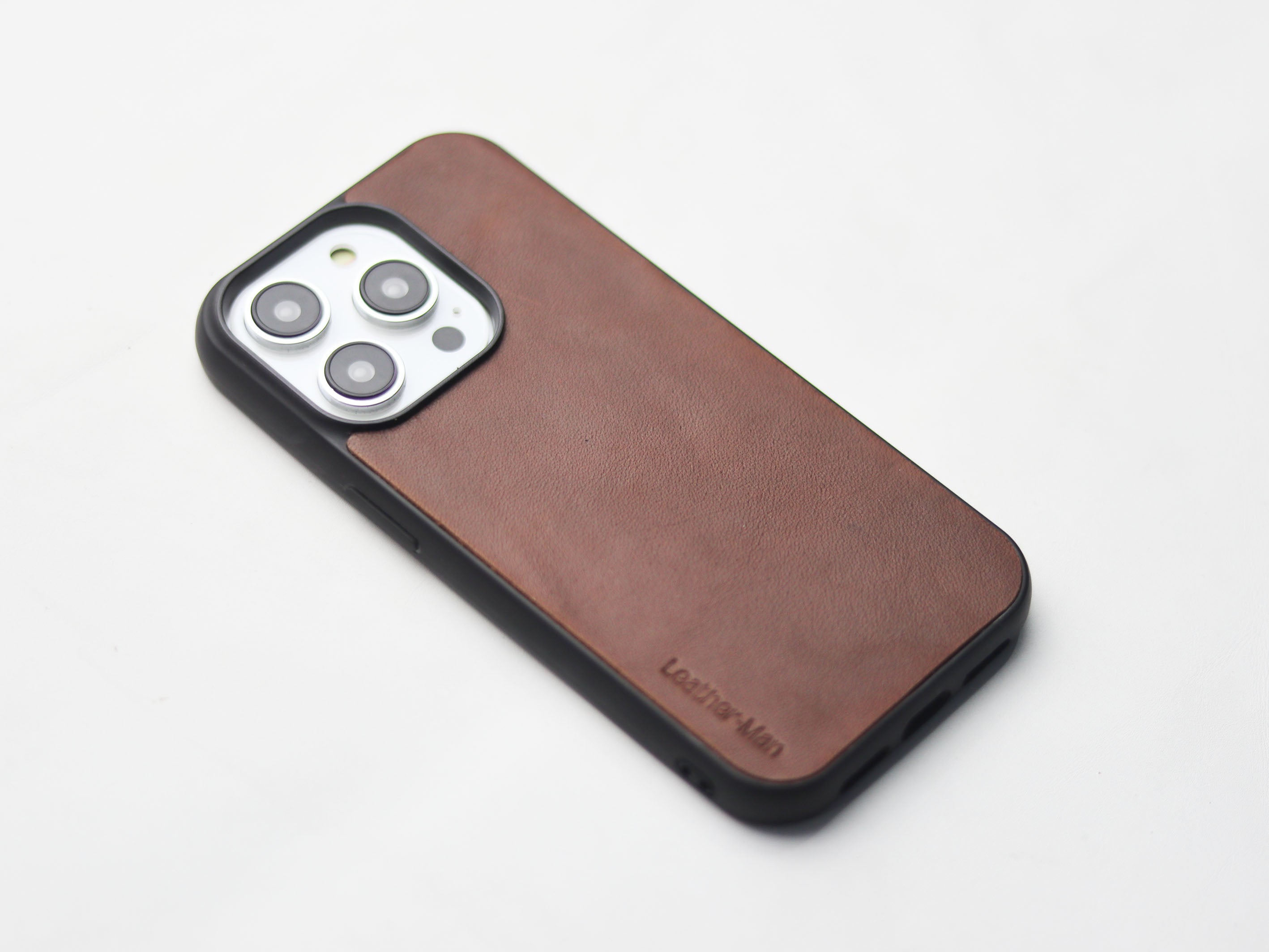 CHESTNUT BROWN LEATHER - CLASSIC PHONE CASE