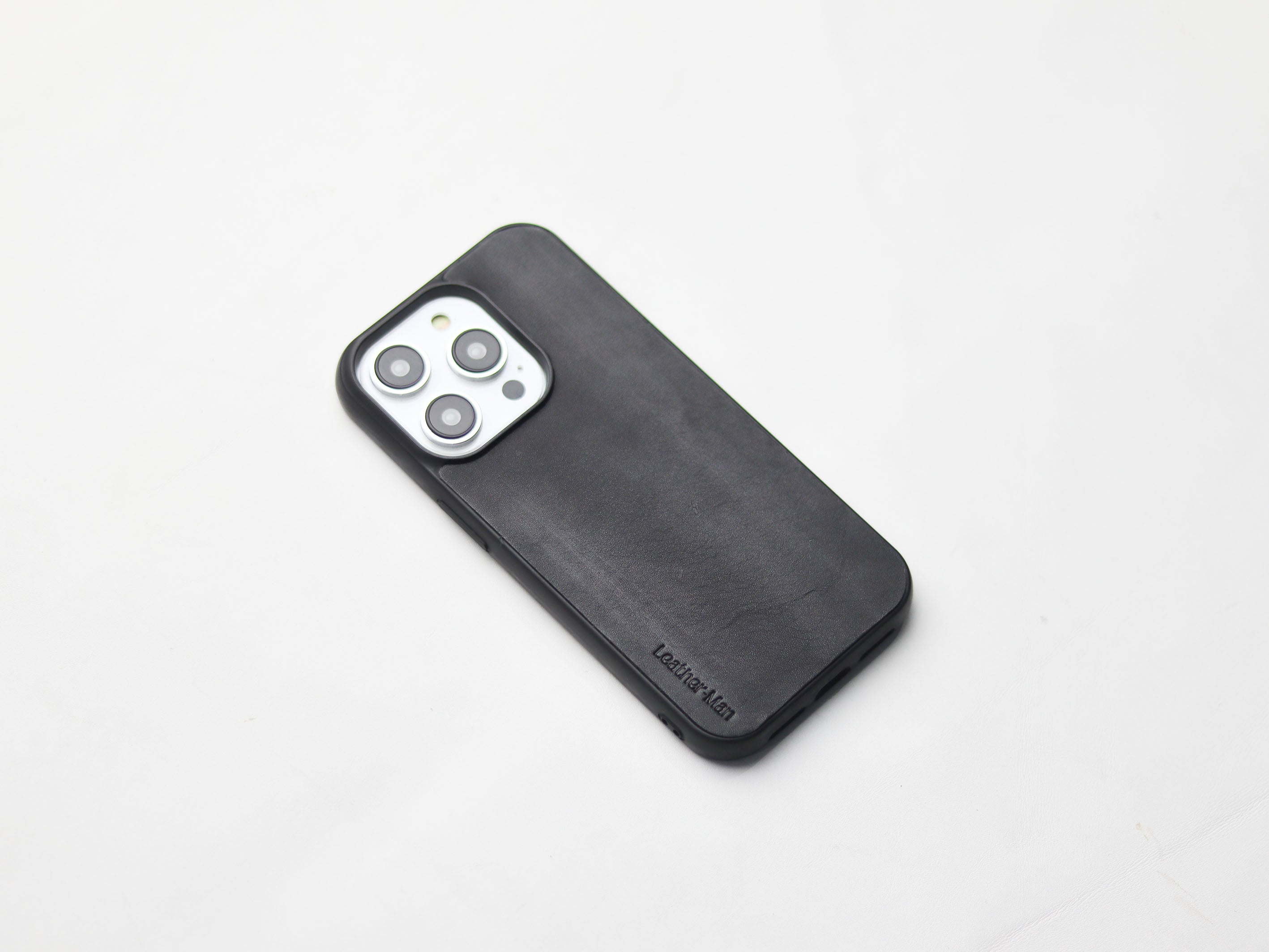 PHANTOM BLACK  LEATHER - CLASSIC PHONE CASE