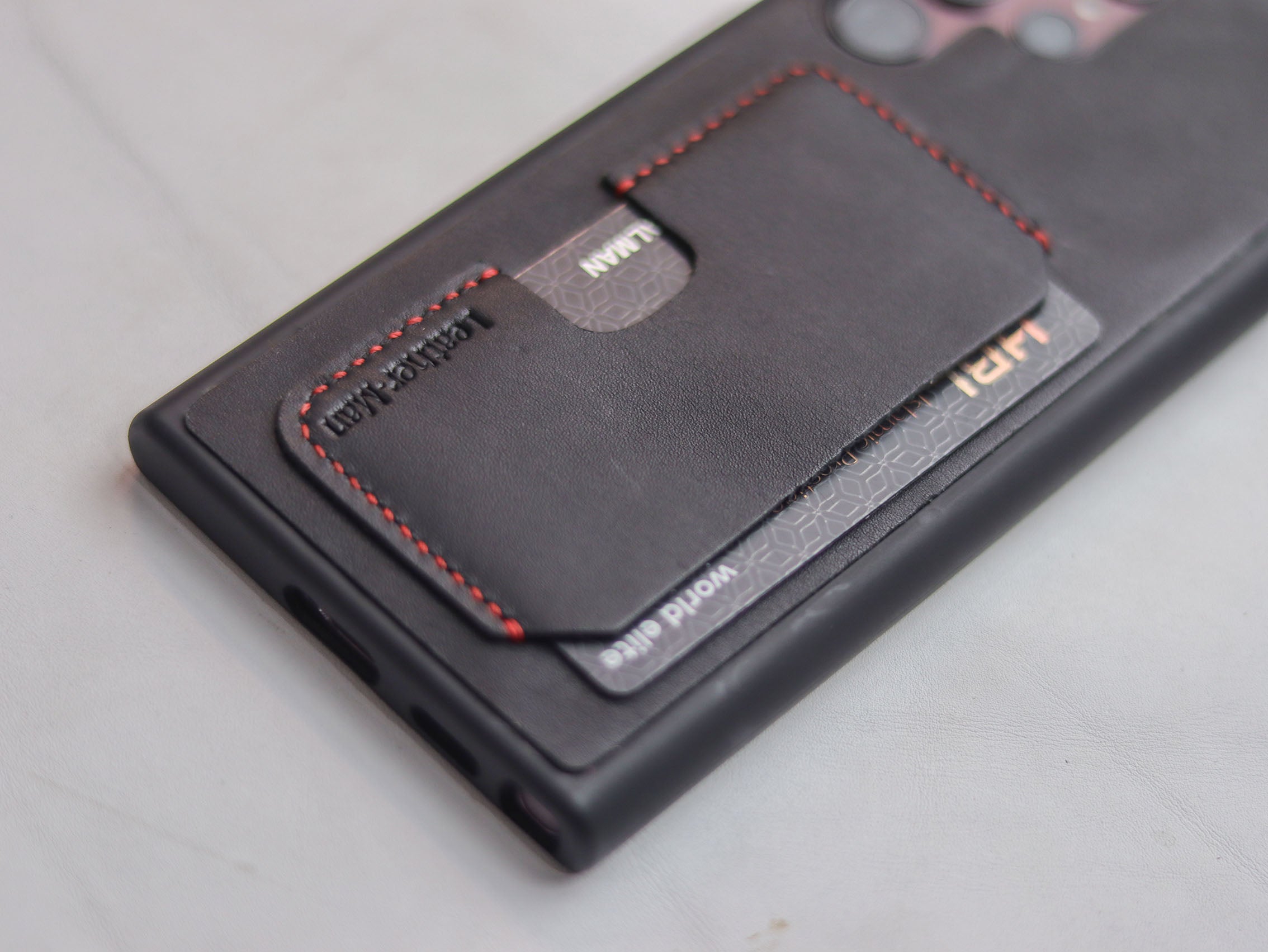 PHANTOM BLACK LEATHER WALLET PHONE CASE