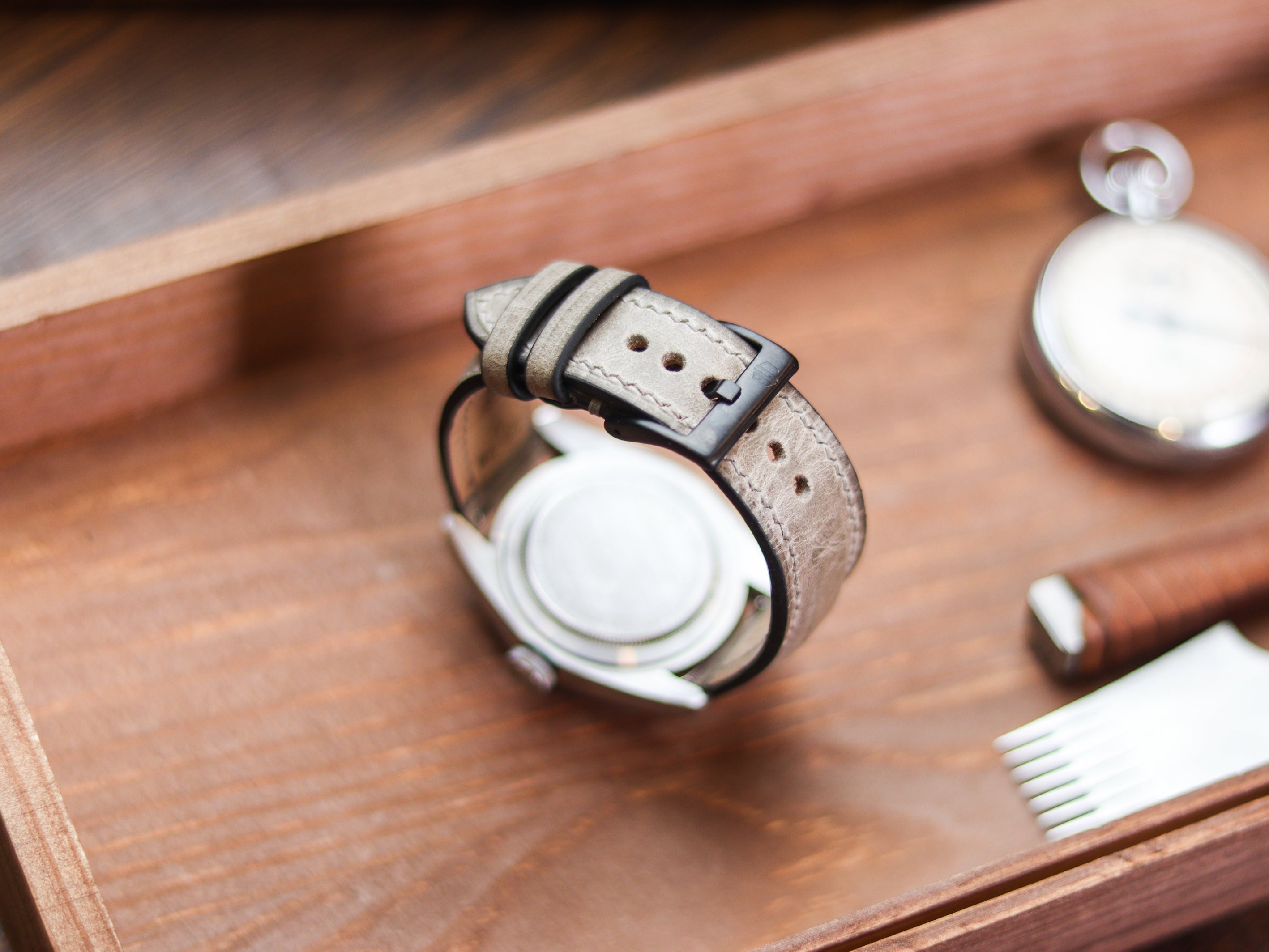 PLATINUM GRAY CALF LEATHER WATCH STRAPS - PADDED