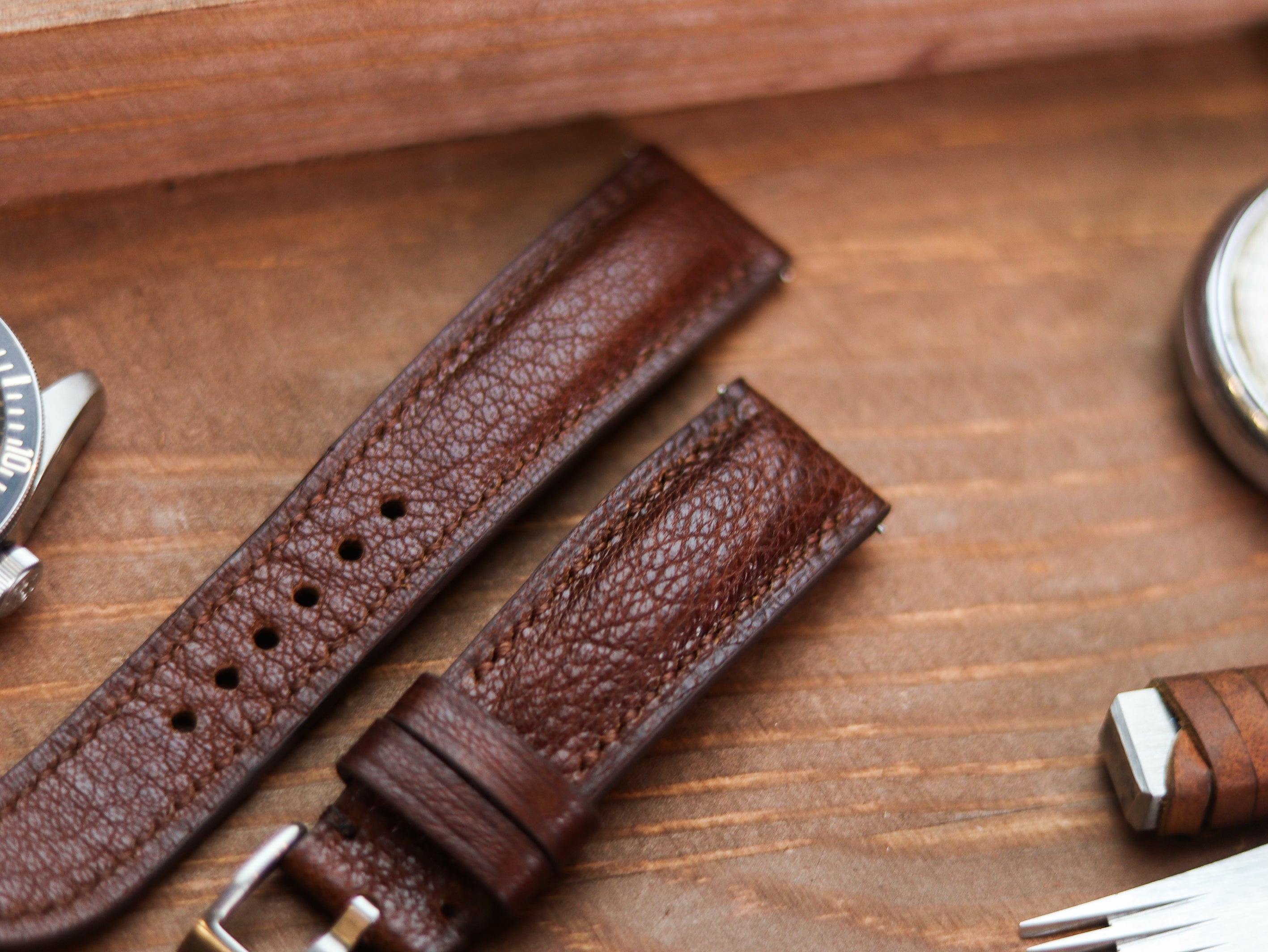 PECAN BROWN CALF LEATHER WATCH STRAPS - PADDED