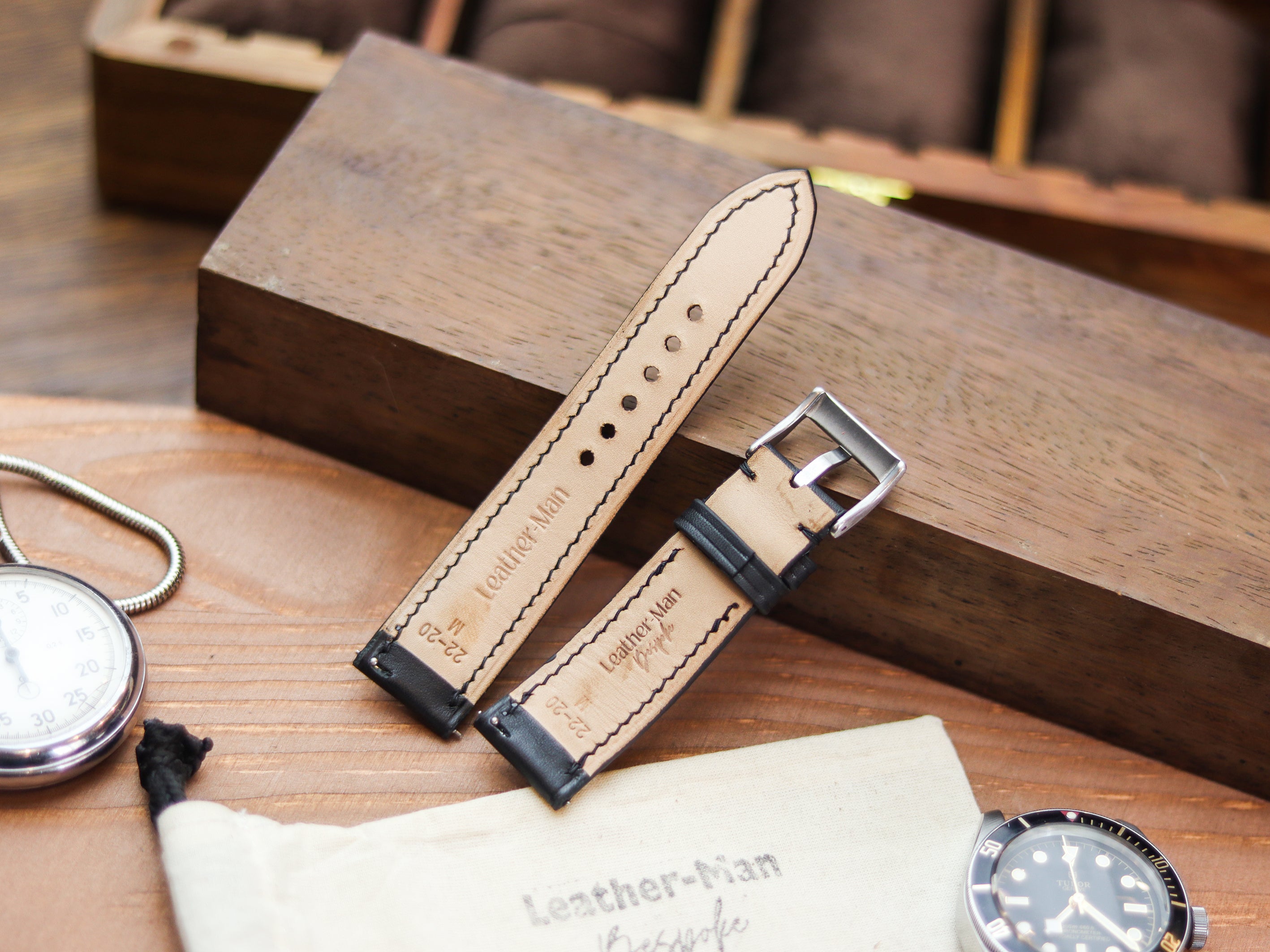 PHANTOM BLACK CALF LEATHER WATCH STRAPS - PADDED