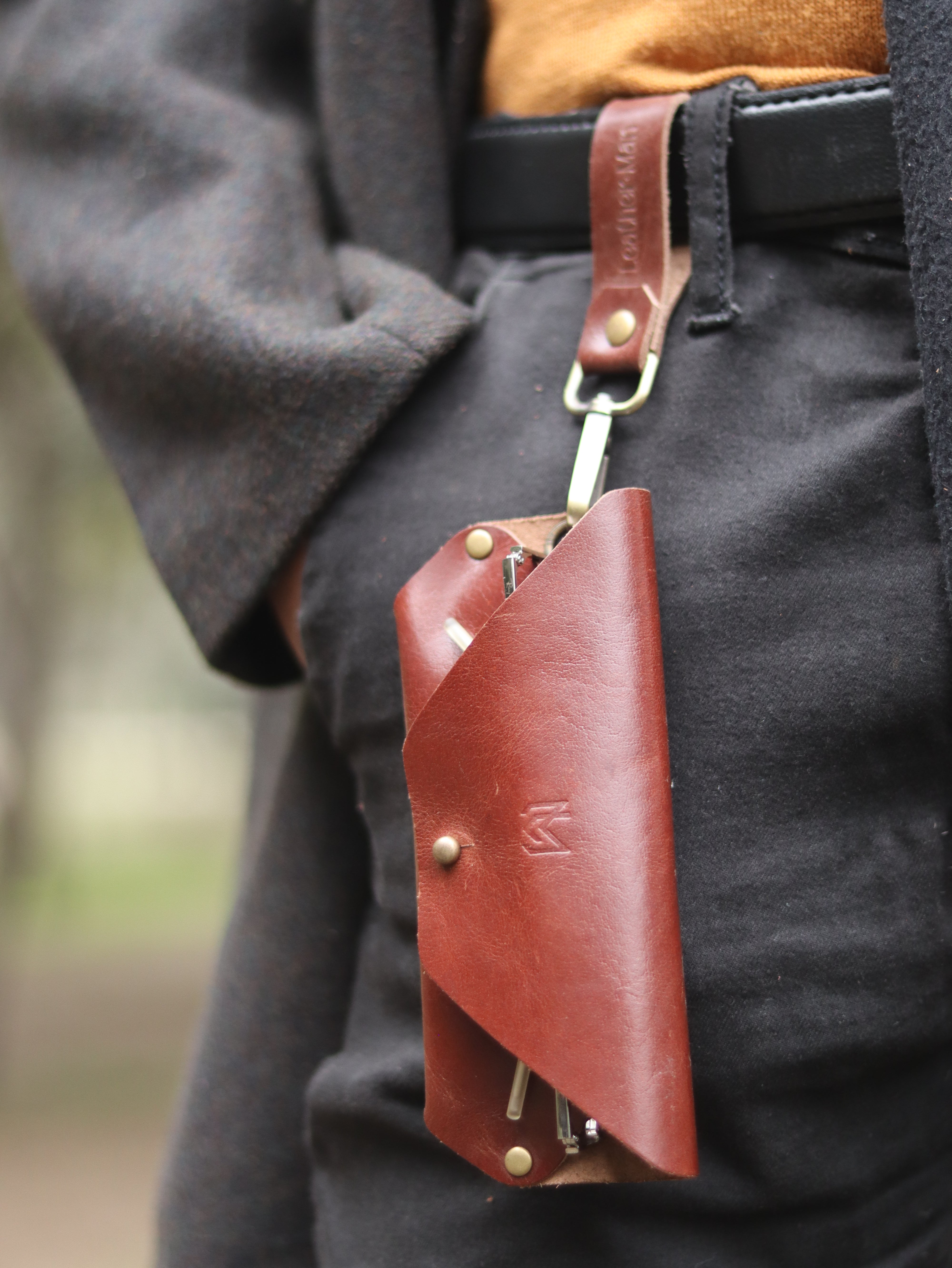 SG-1 SUNGLASSES CASE - WHISKY BROWN LEATHER