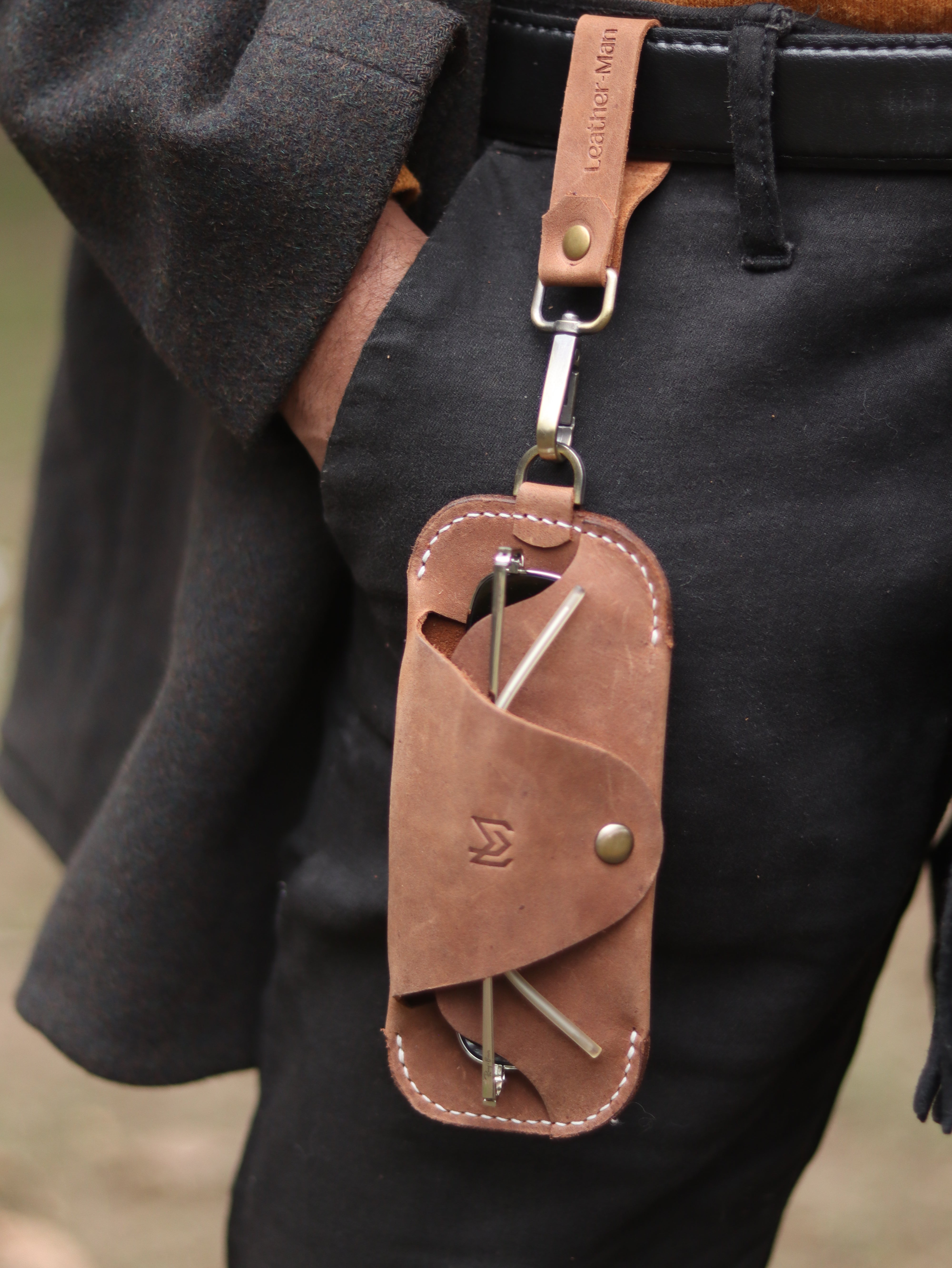 SG-2 SUNGLASSES CASE - RUSTY BROWN LEATHER