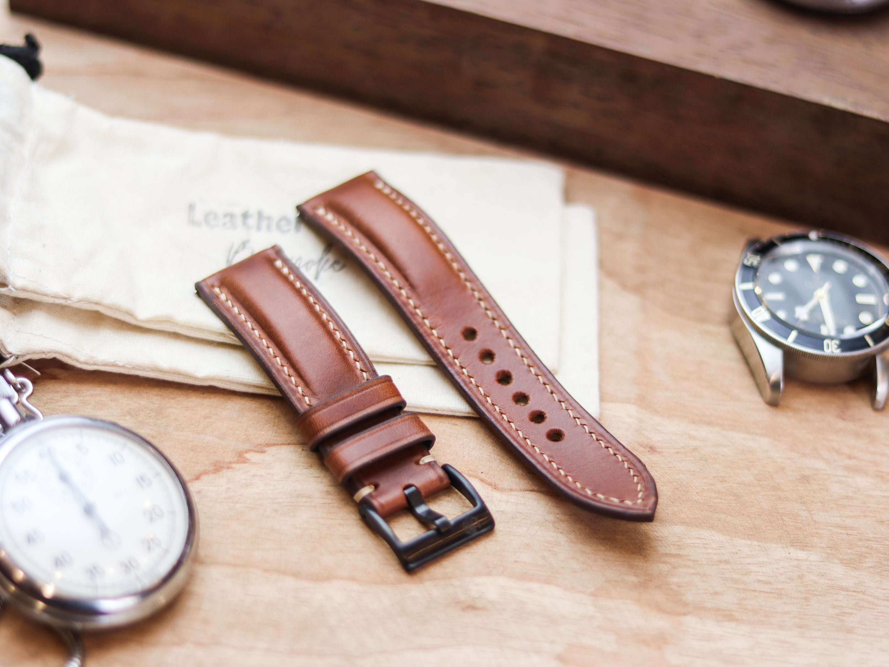 GINGERBREAD BROWN CALF LEATHER WATCH STRAPS - PADDED