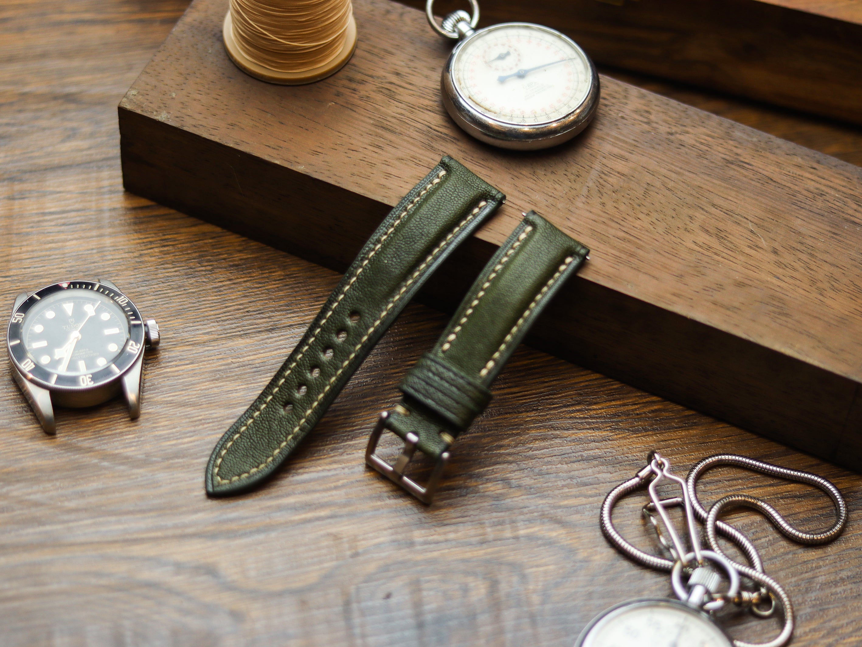 JUNIPER GREEN CALF LEATHER WATCH STRAPS - PADDED