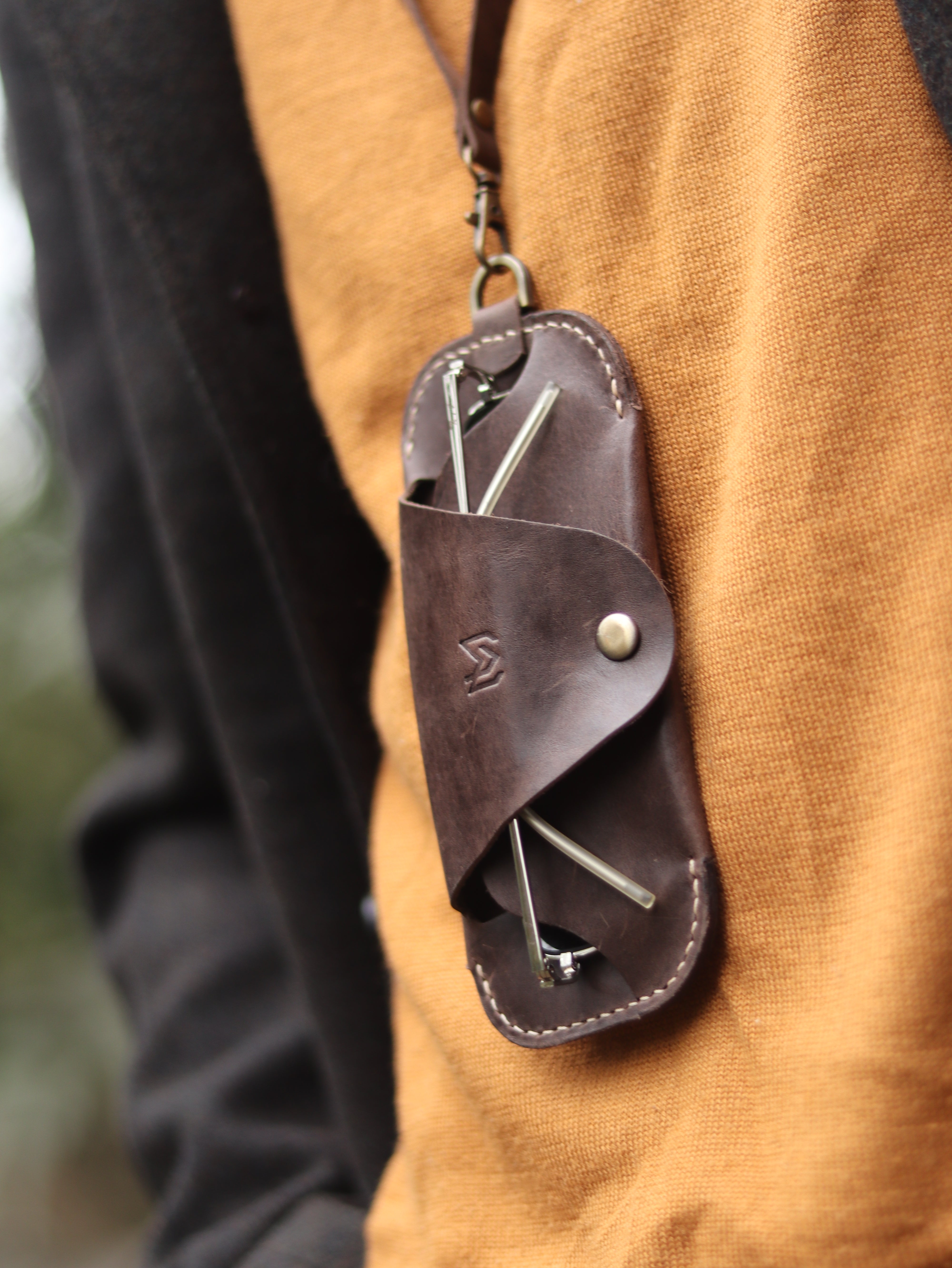 SG-2 SUNGLASSES CASE - WALNUT BROWN LEATHER