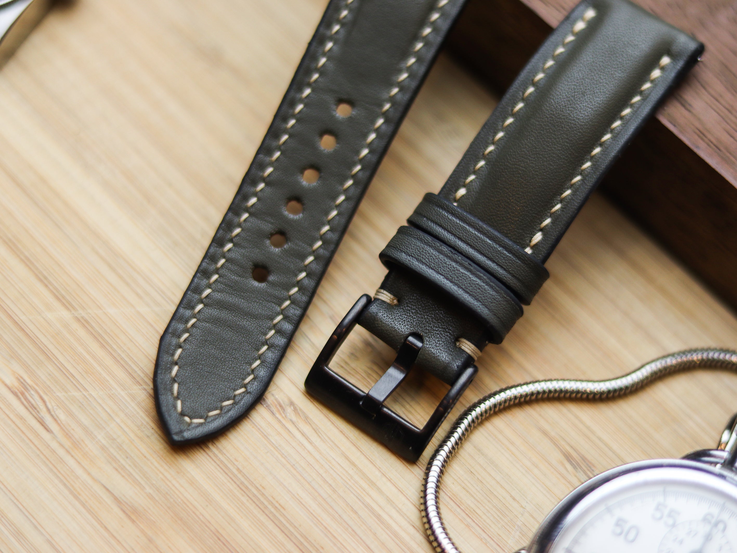 UNIFORM GREEN CALF LEATHER WATCH STRAPS - PADDED