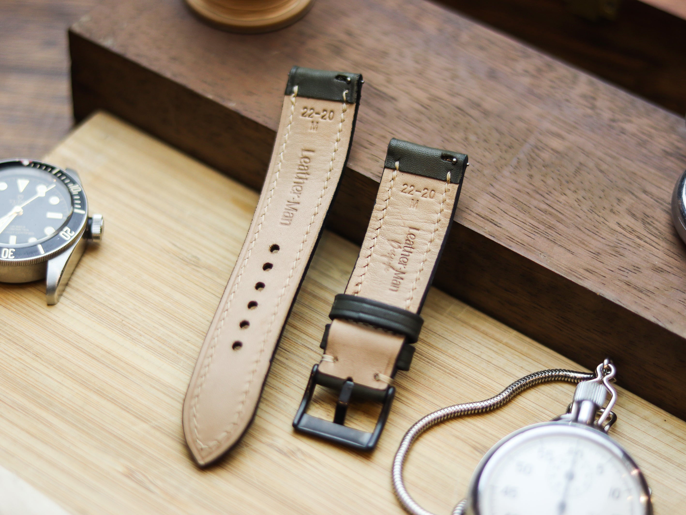 UNIFORM GREEN CALF LEATHER WATCH STRAPS - PADDED