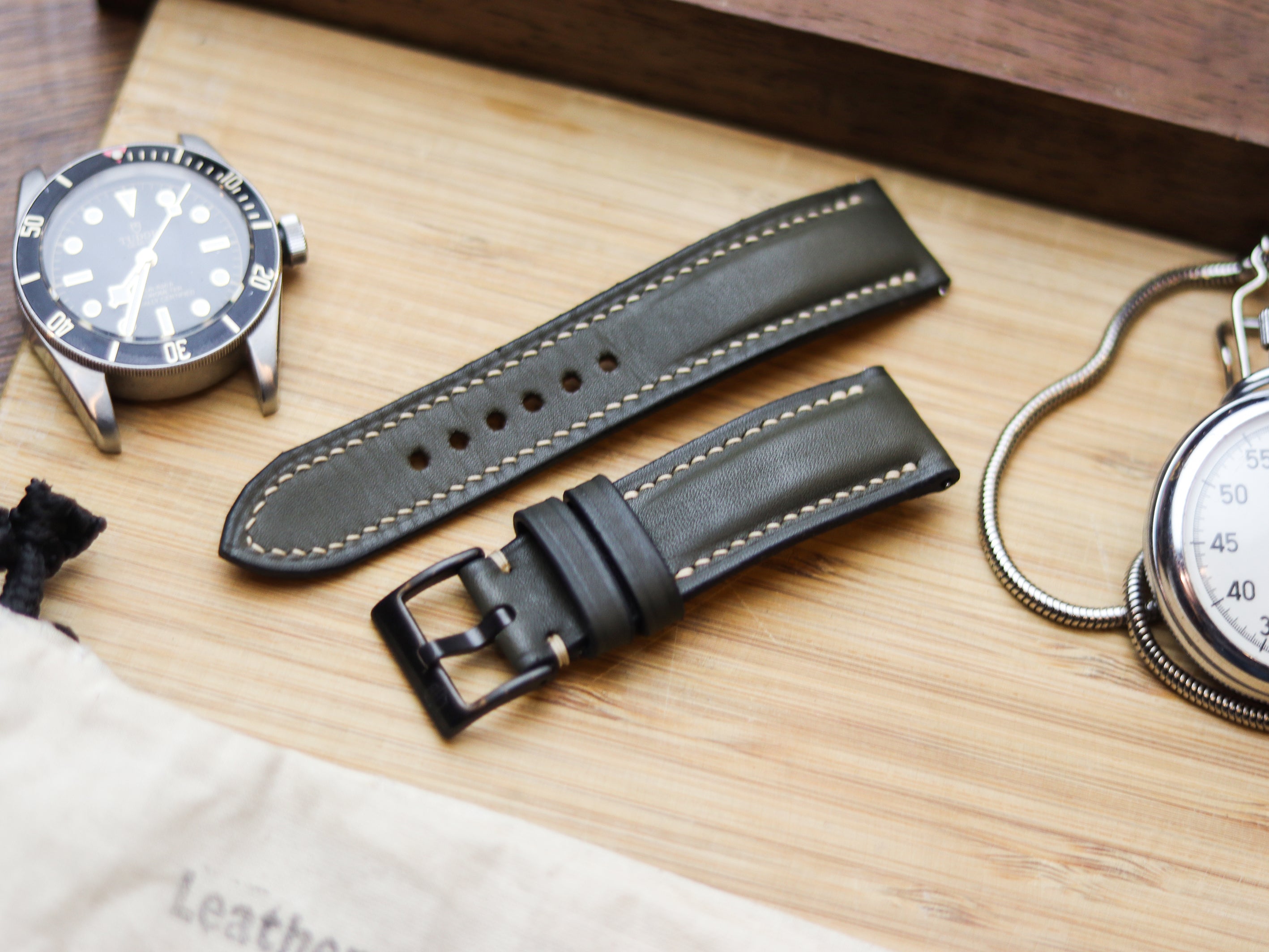 UNIFORM GREEN CALF LEATHER WATCH STRAPS - PADDED