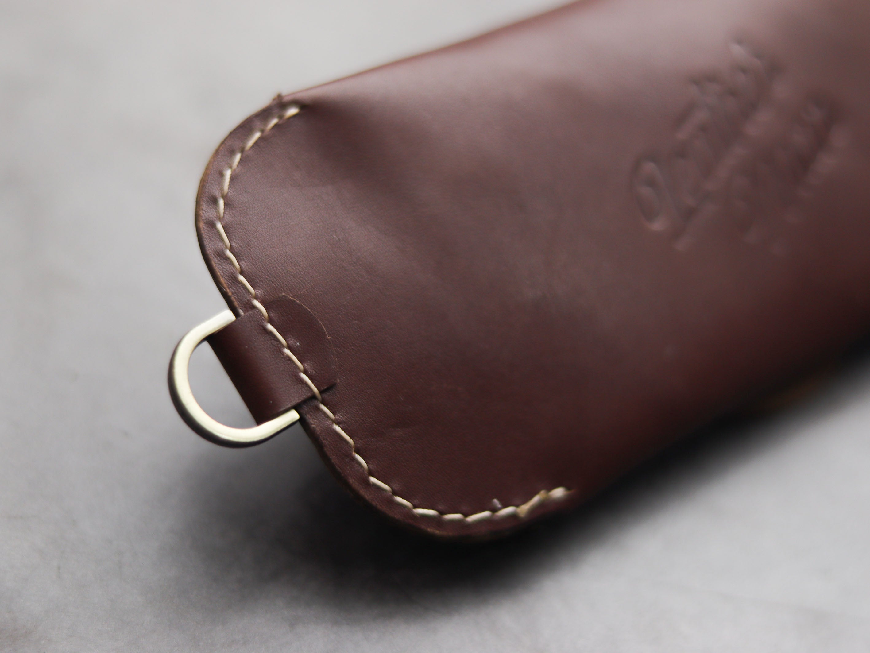 SG-2 SUNGLASSES CASE - CHESTNUT BROWN LEATHER
