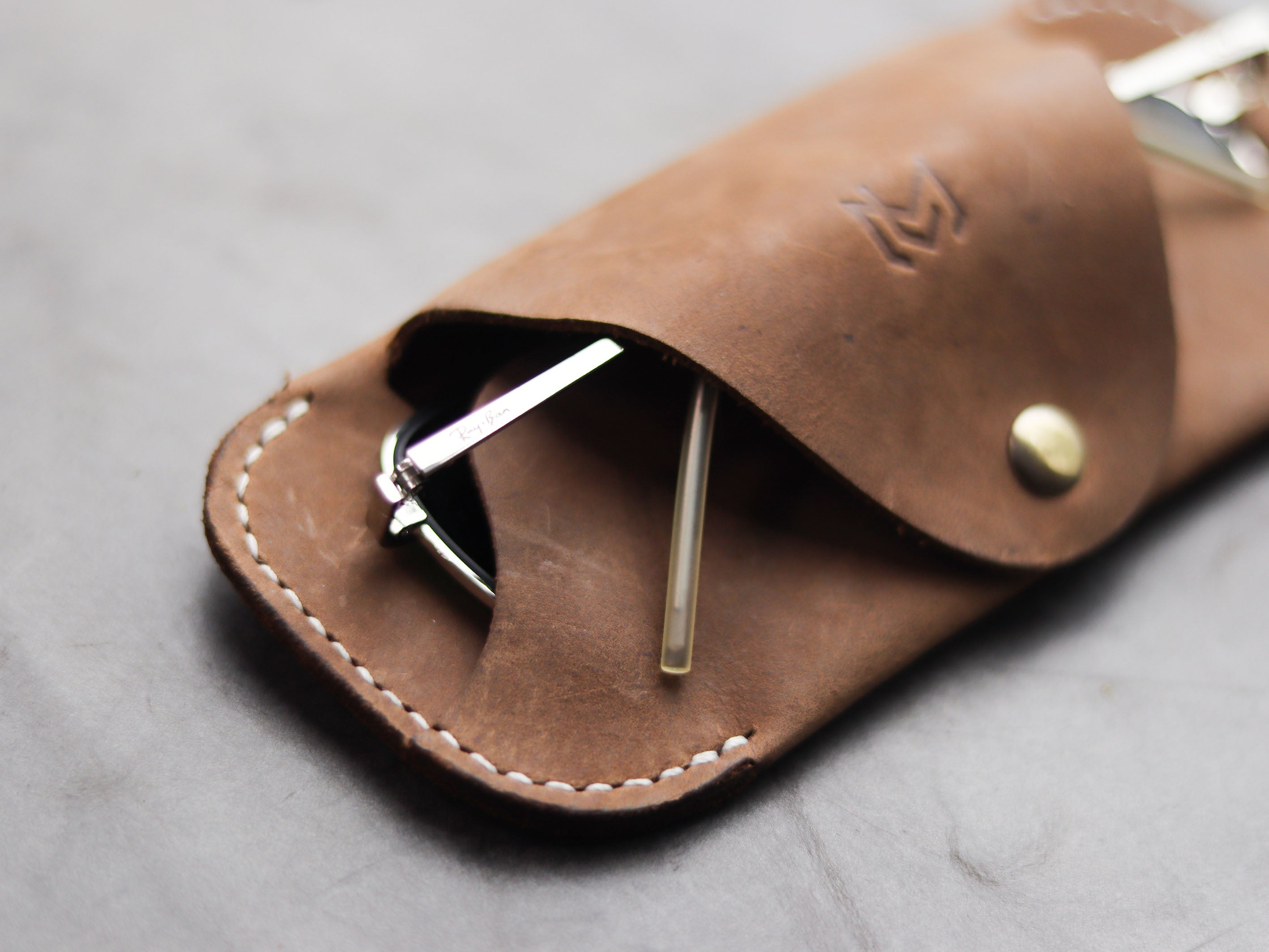 SG-2 SUNGLASSES CASE - RUSTY BROWN LEATHER