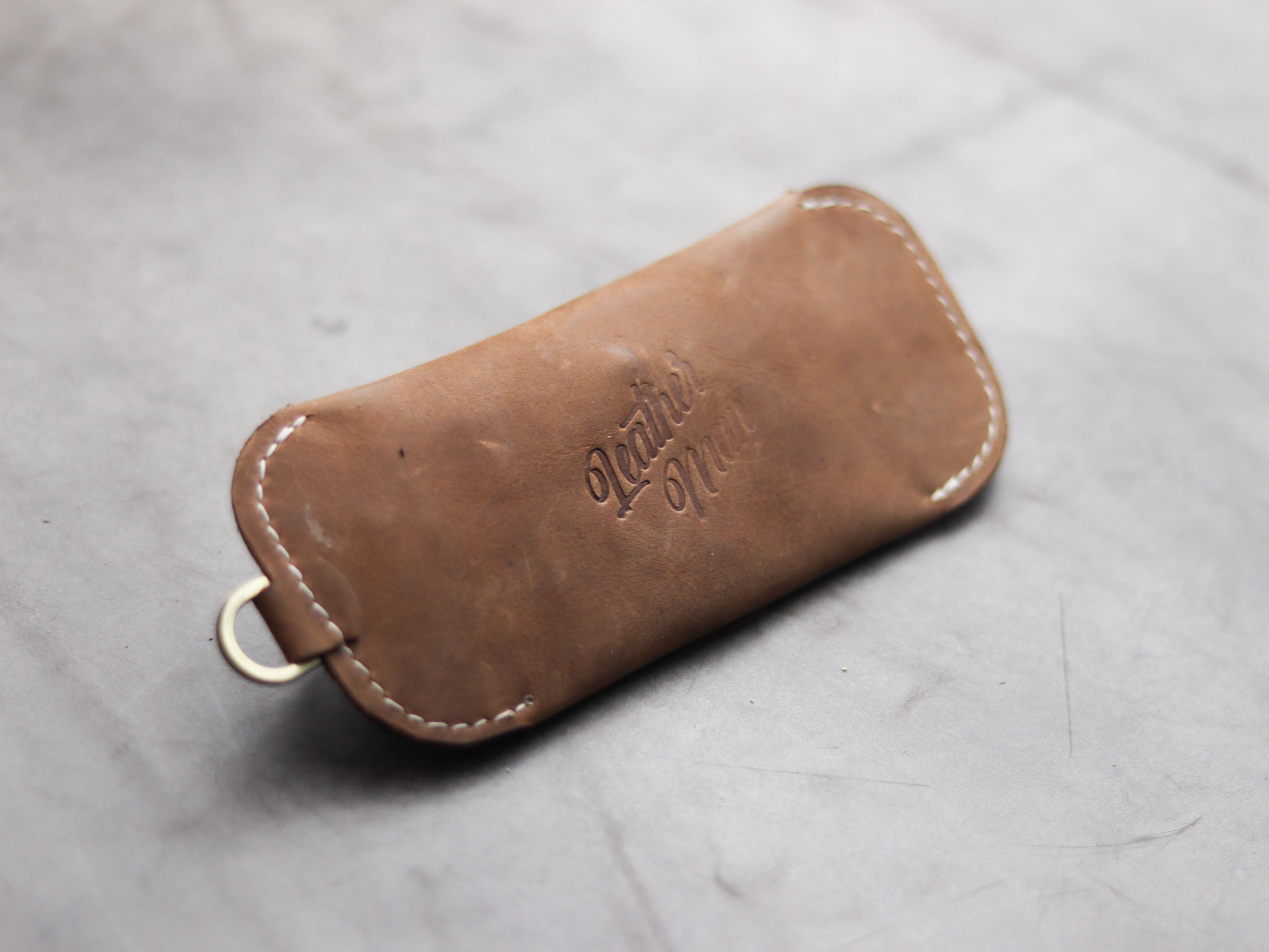 SG-2 SUNGLASSES CASE - RUSTY BROWN LEATHER