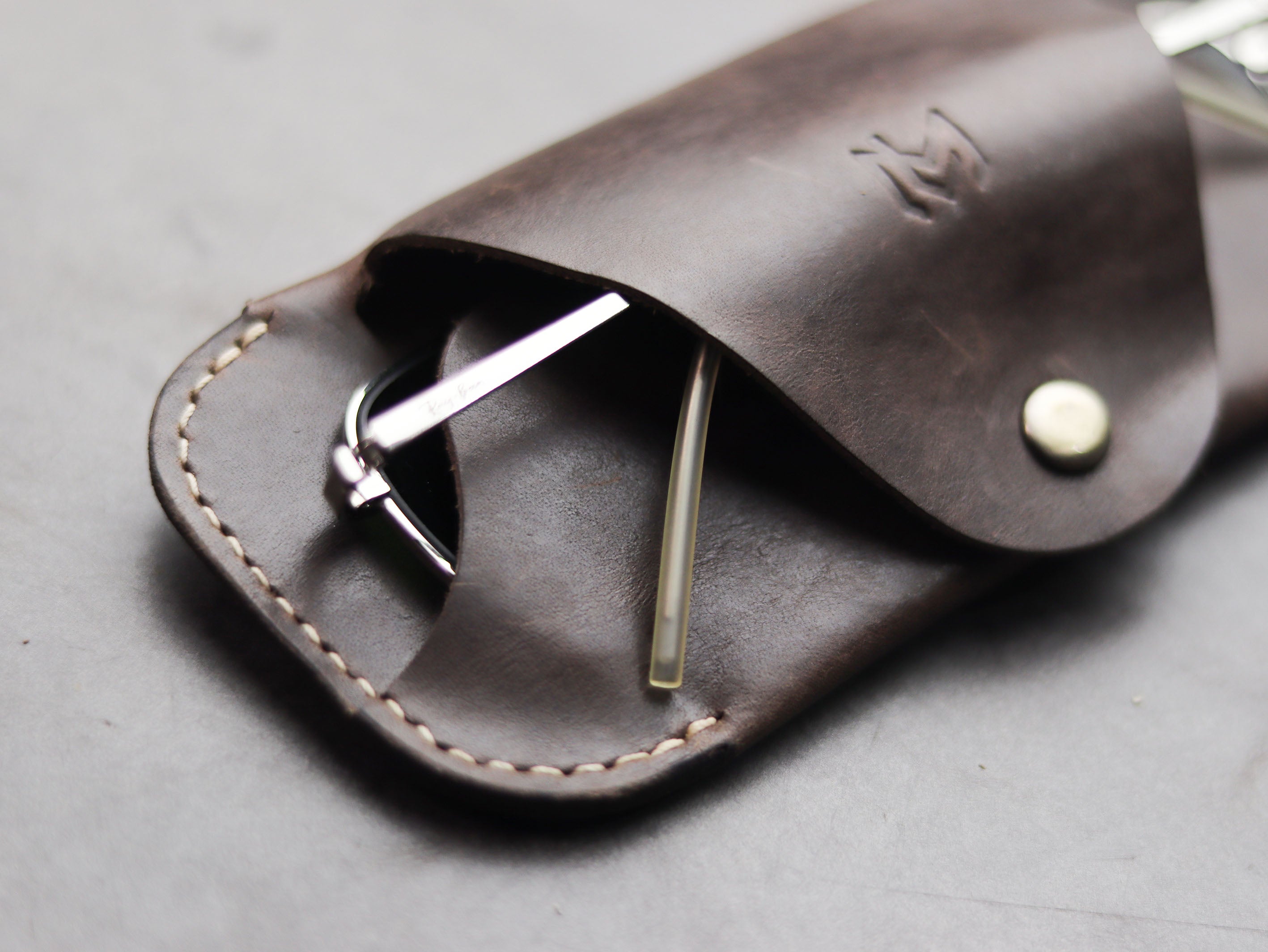 SG-2 SUNGLASSES CASE - WALNUT BROWN LEATHER