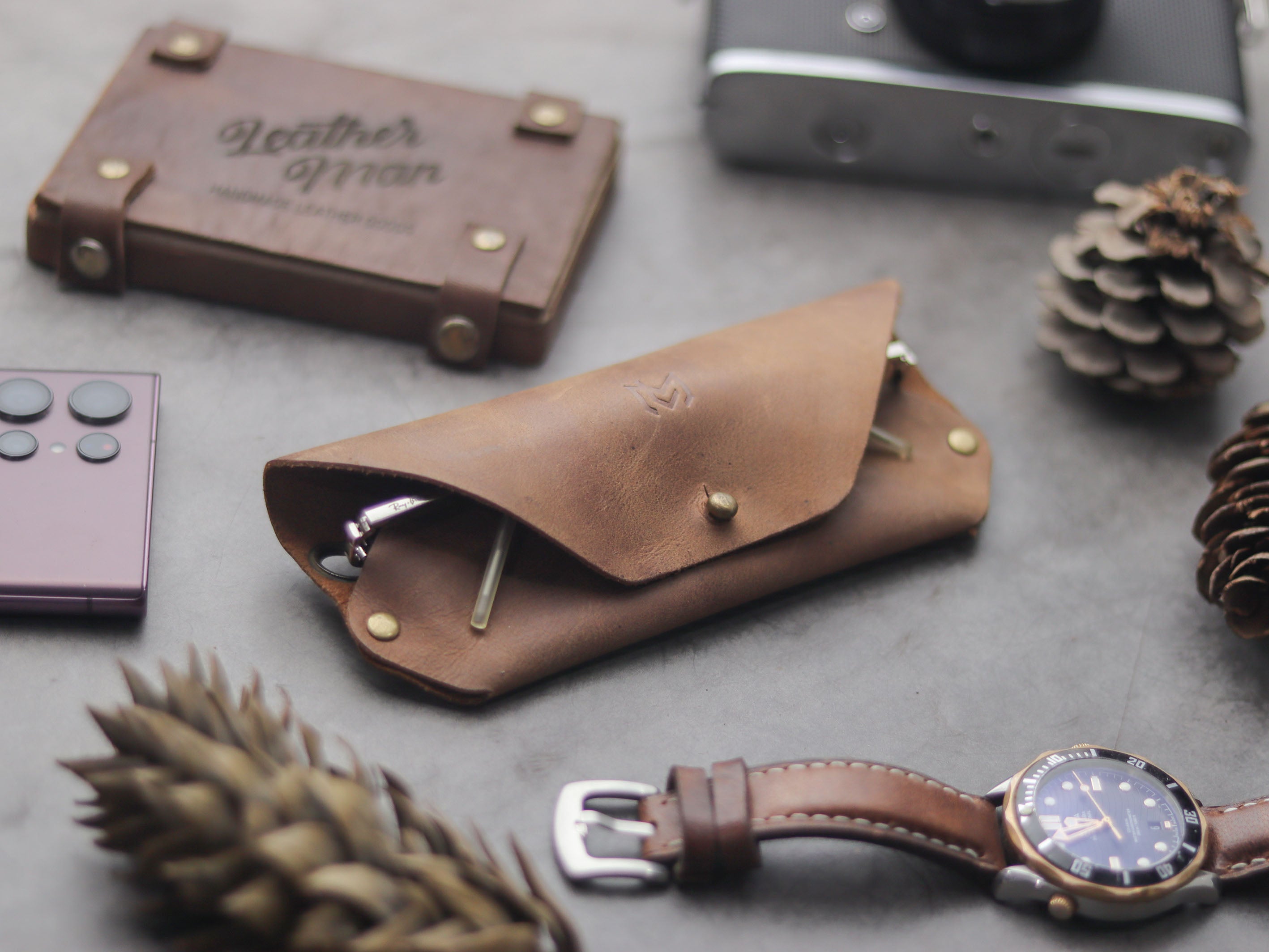 SG-1 SUNGLASSES CASE - RUSTY BROWN LEATHER