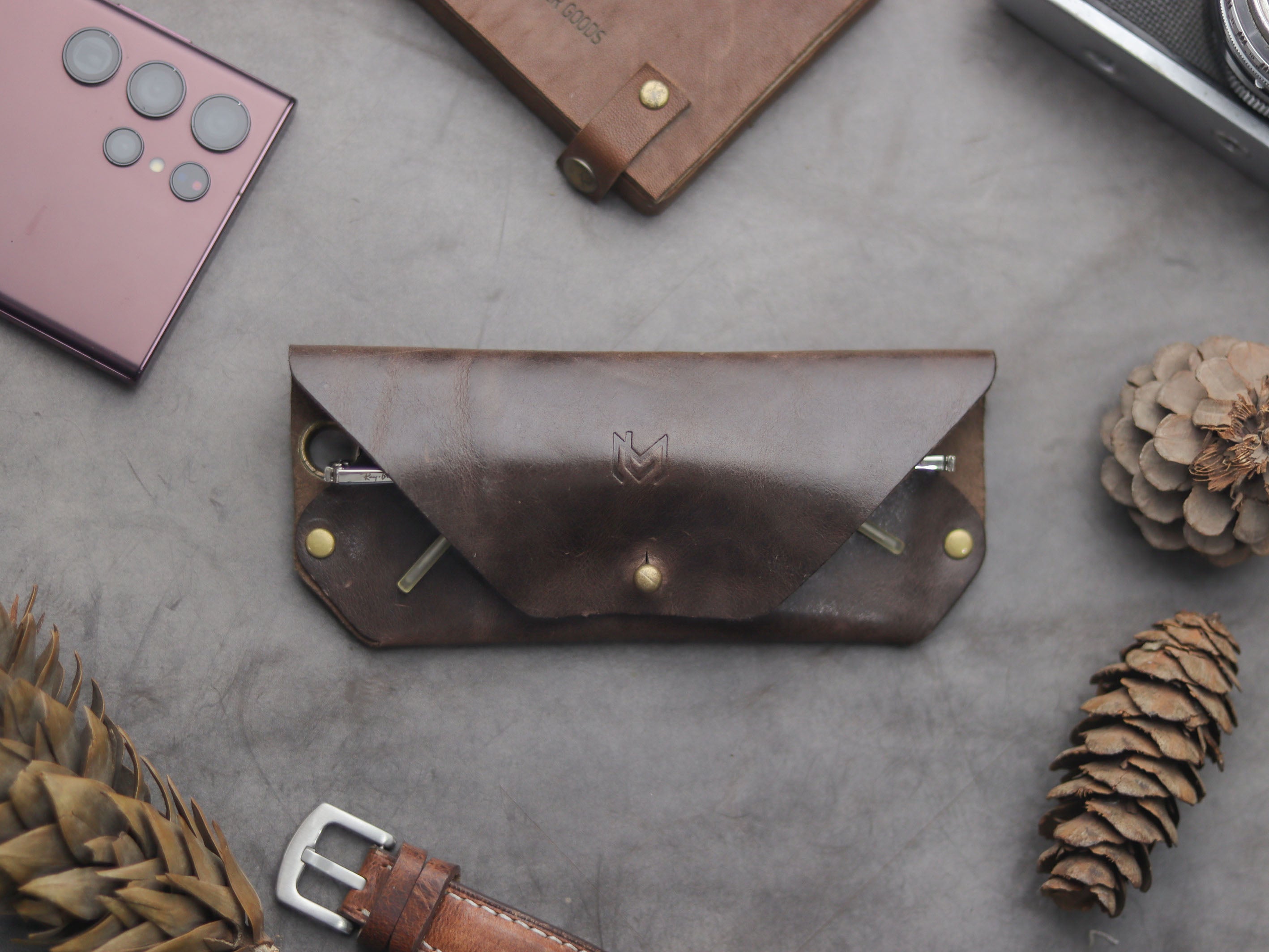 SG-1 SUNGLASSES CASE - WALNUT BROWN LEATHER