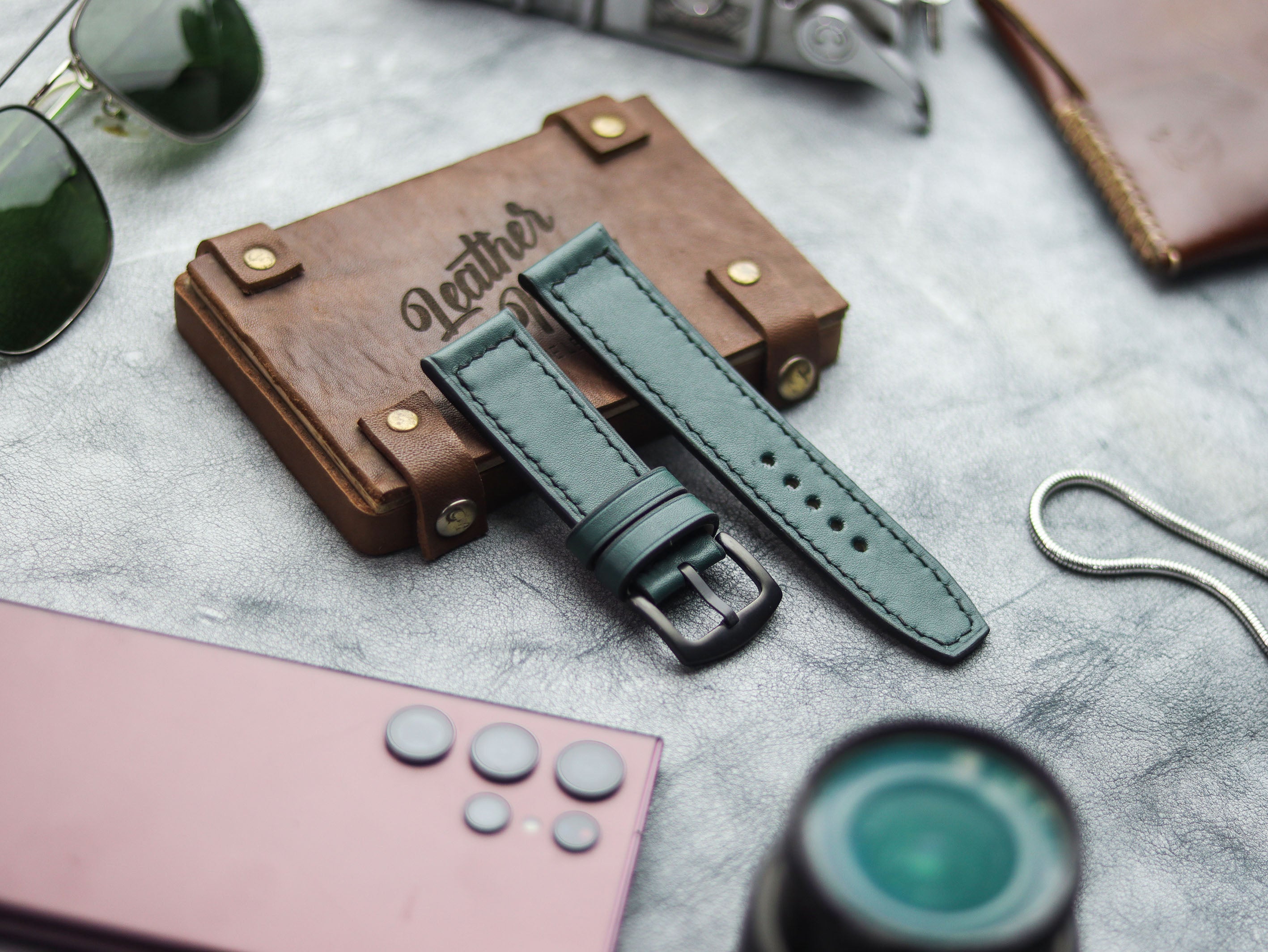 SACRAMENTO GREEN HAND-CRAFTED WATCH STRAPS - BOX STITCHED