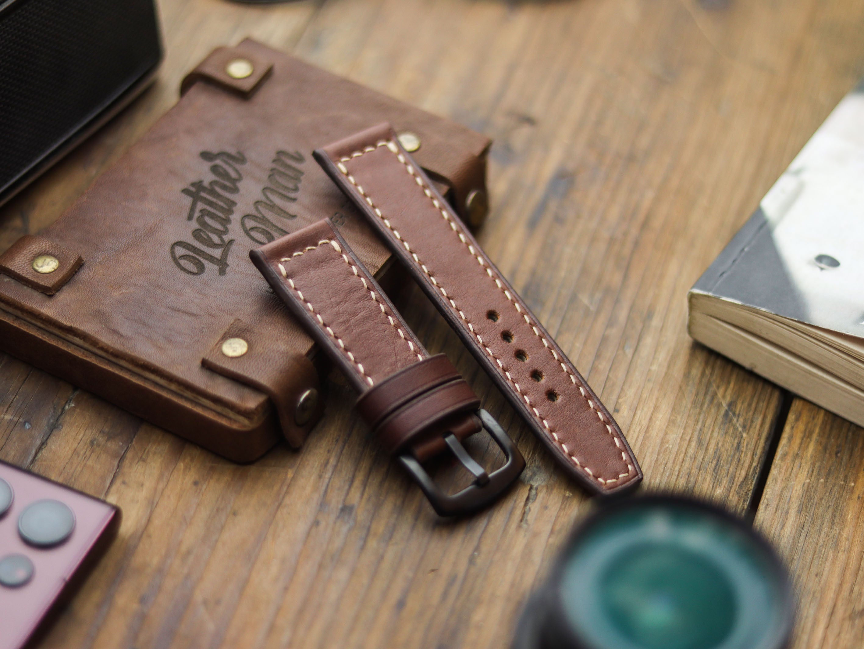 CHESTNUT BROWN HAND-CRAFTED WATCH STRAPS - BOX STITCHED