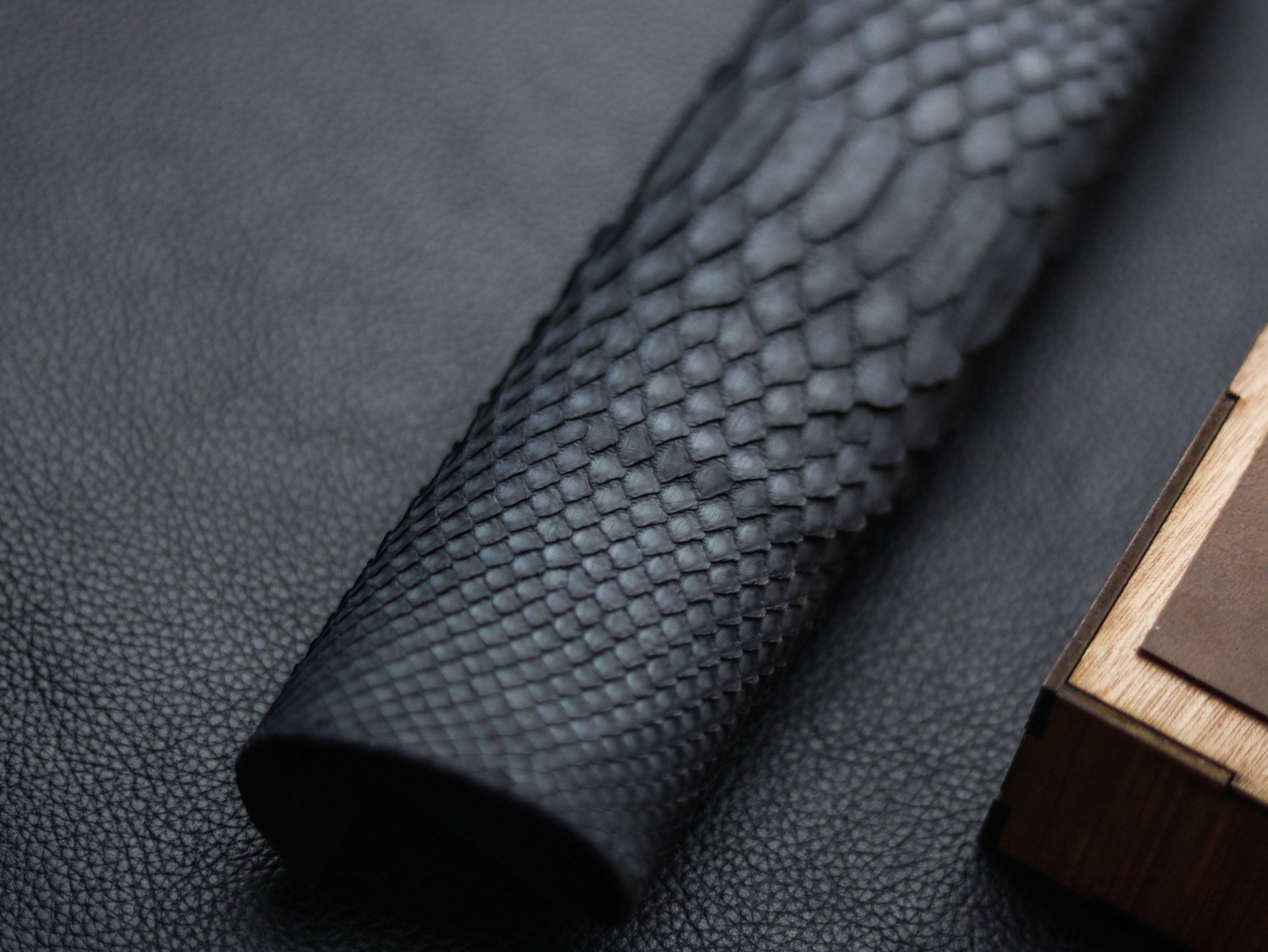 SLATE GRAY PYTHON SKIN PHONE CASE