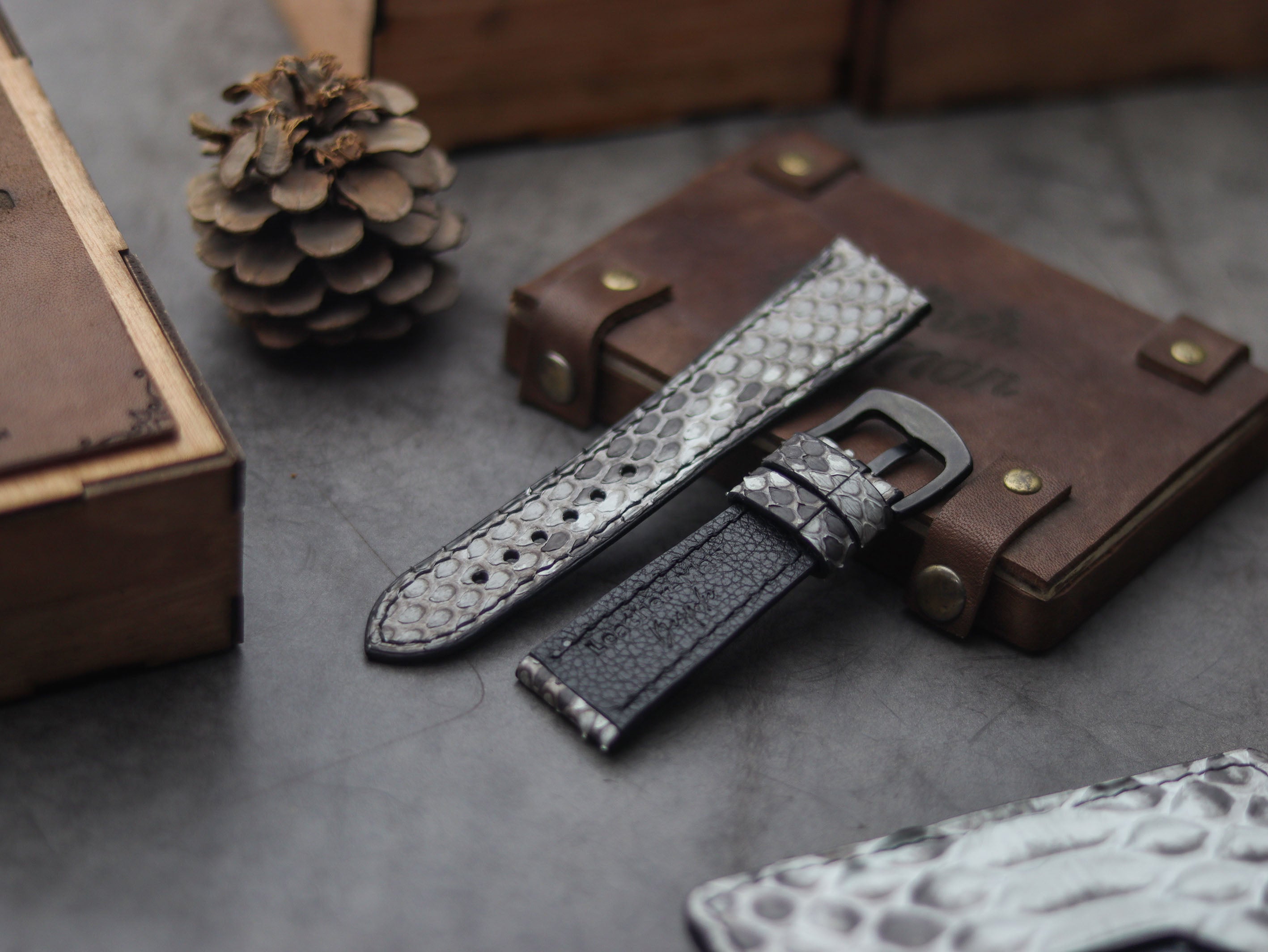 PYTHON SKIN WATCH STRAPS - NATURAL