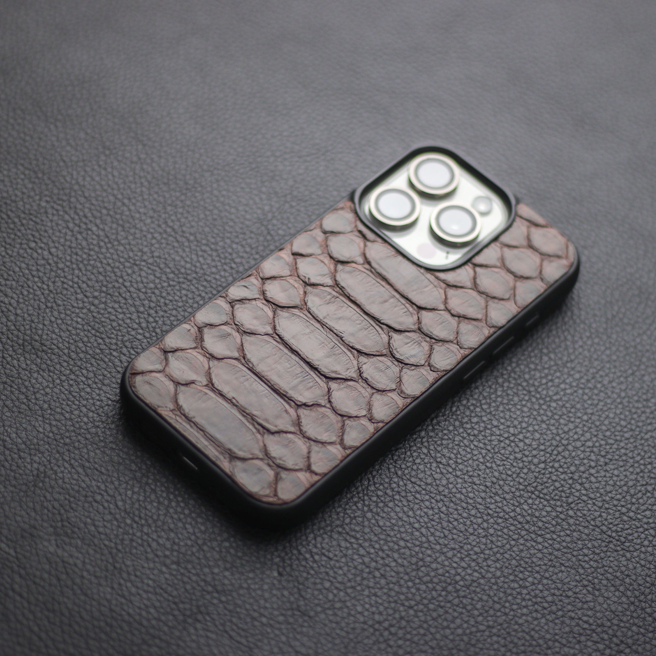 PECAN BROWN PYTHON SKIN PHONE CASE (CENTER SCALES)