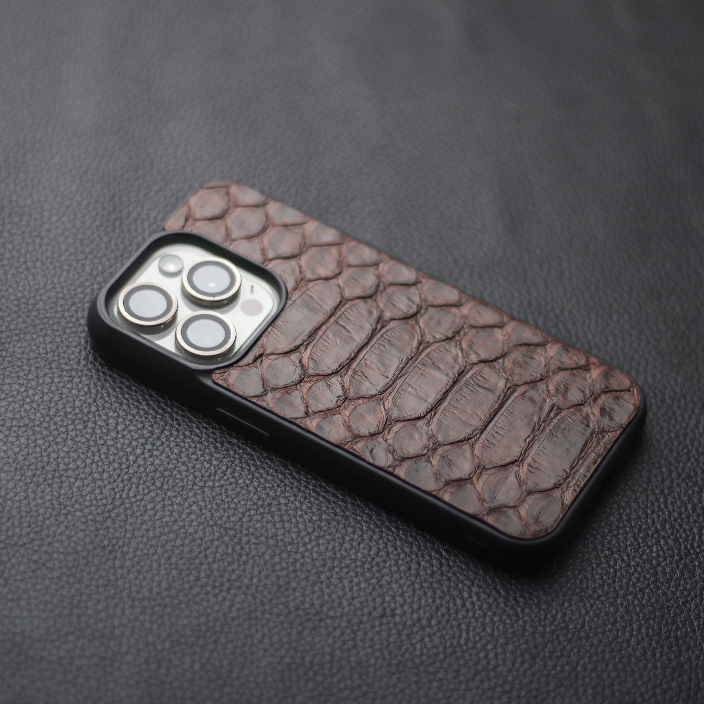 PECAN BROWN PYTHON SKIN PHONE CASE (CENTER SCALES)