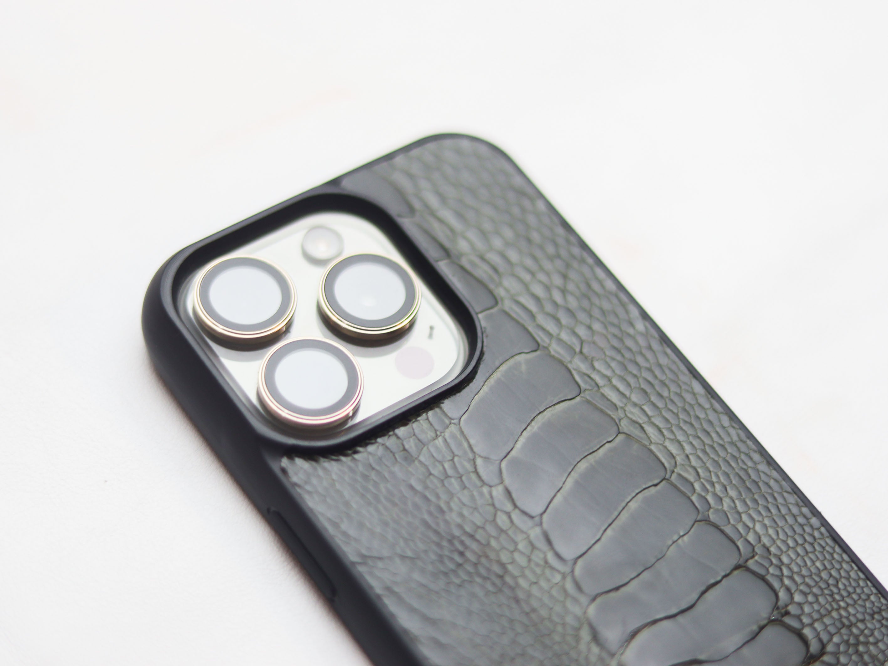 GRAPHITE GREY OSTRICH LEG SKIN PHONE CASE