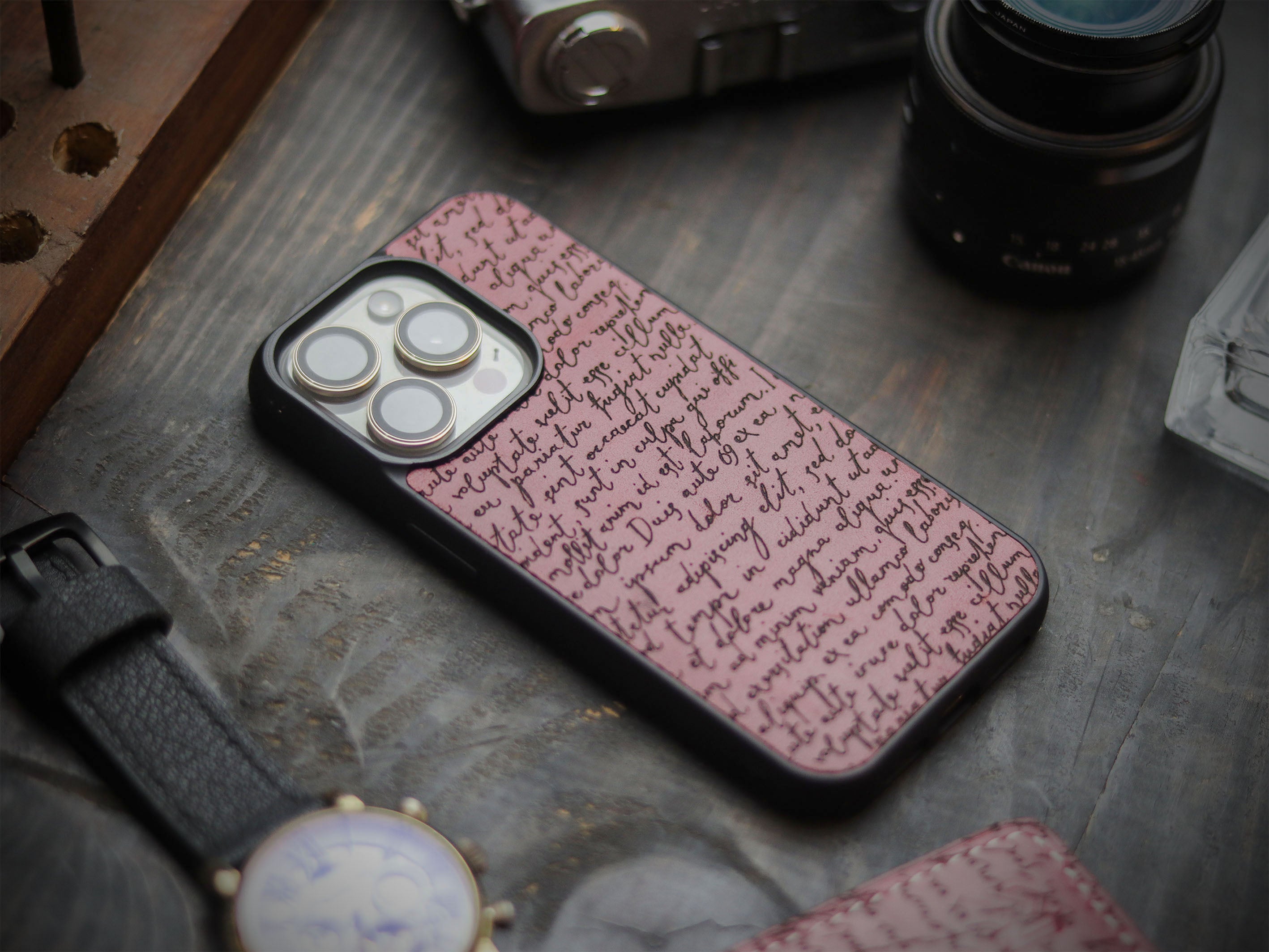 E3 ENGRAVED PHONE CASE - CARMINE BURGUNDY