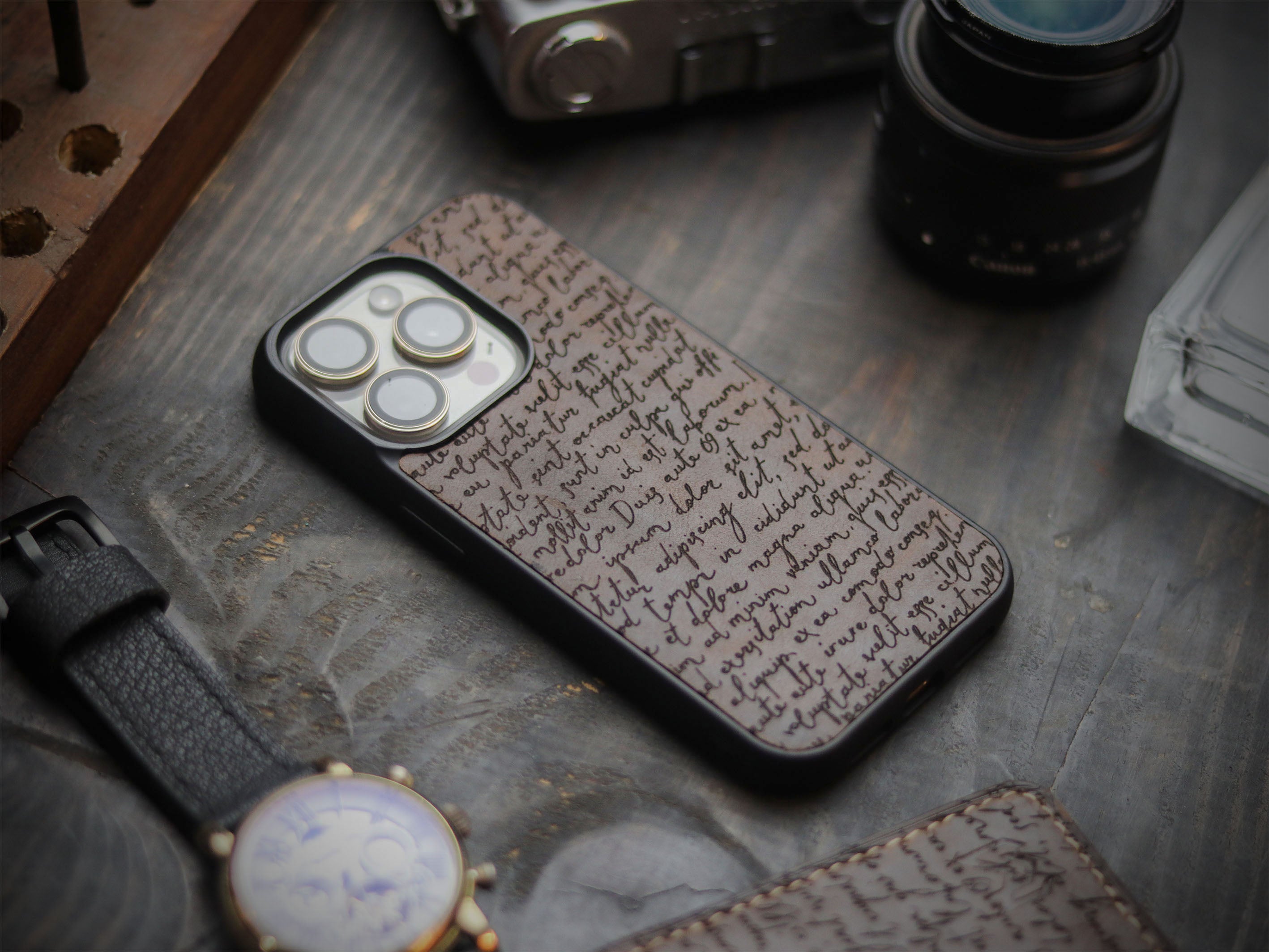 E3 ENGRAVED PHONE CASE - WALNUT BROWN