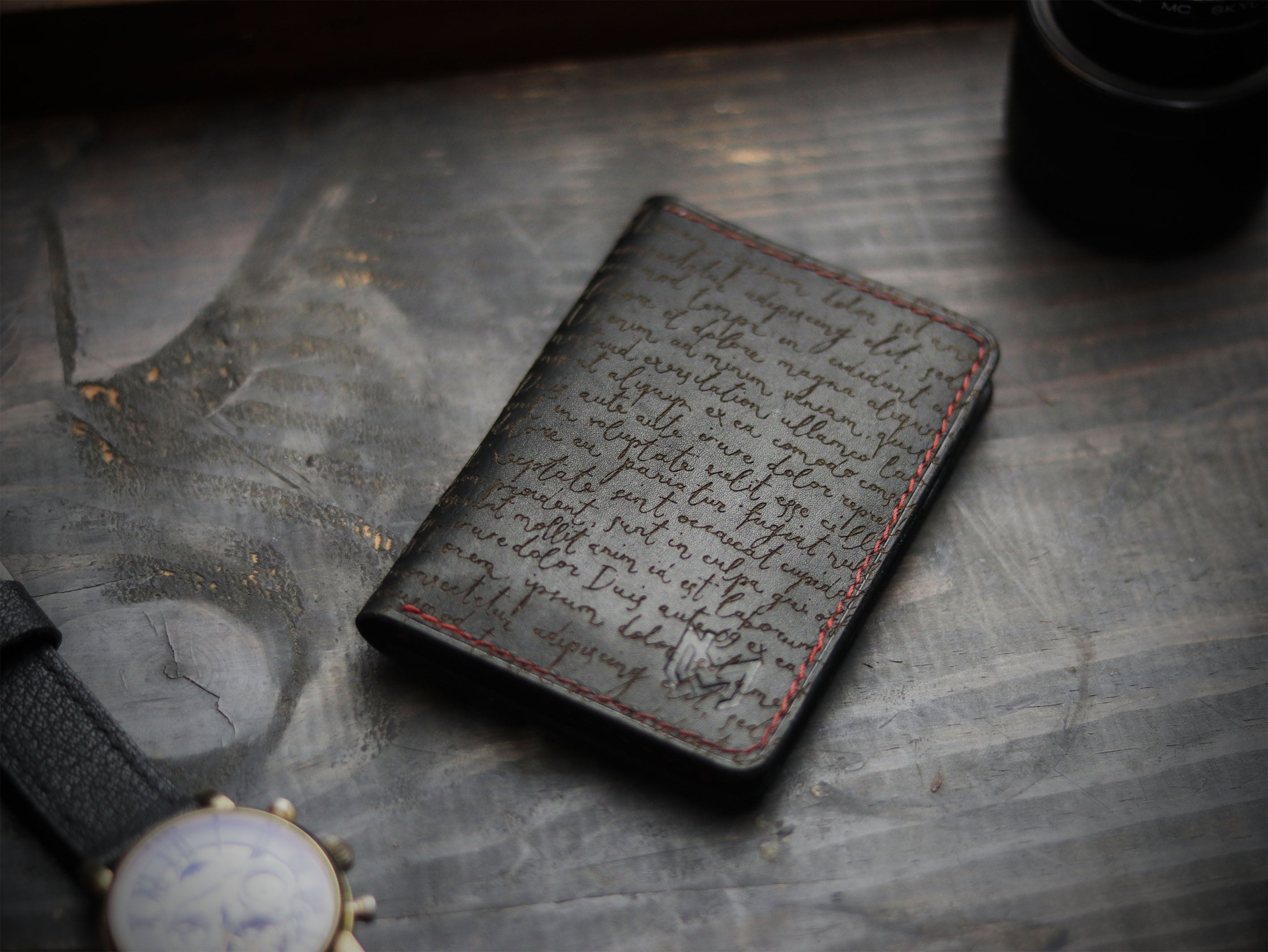 ARTEMUS - PHANTOM BLACK (ENGRAVED)