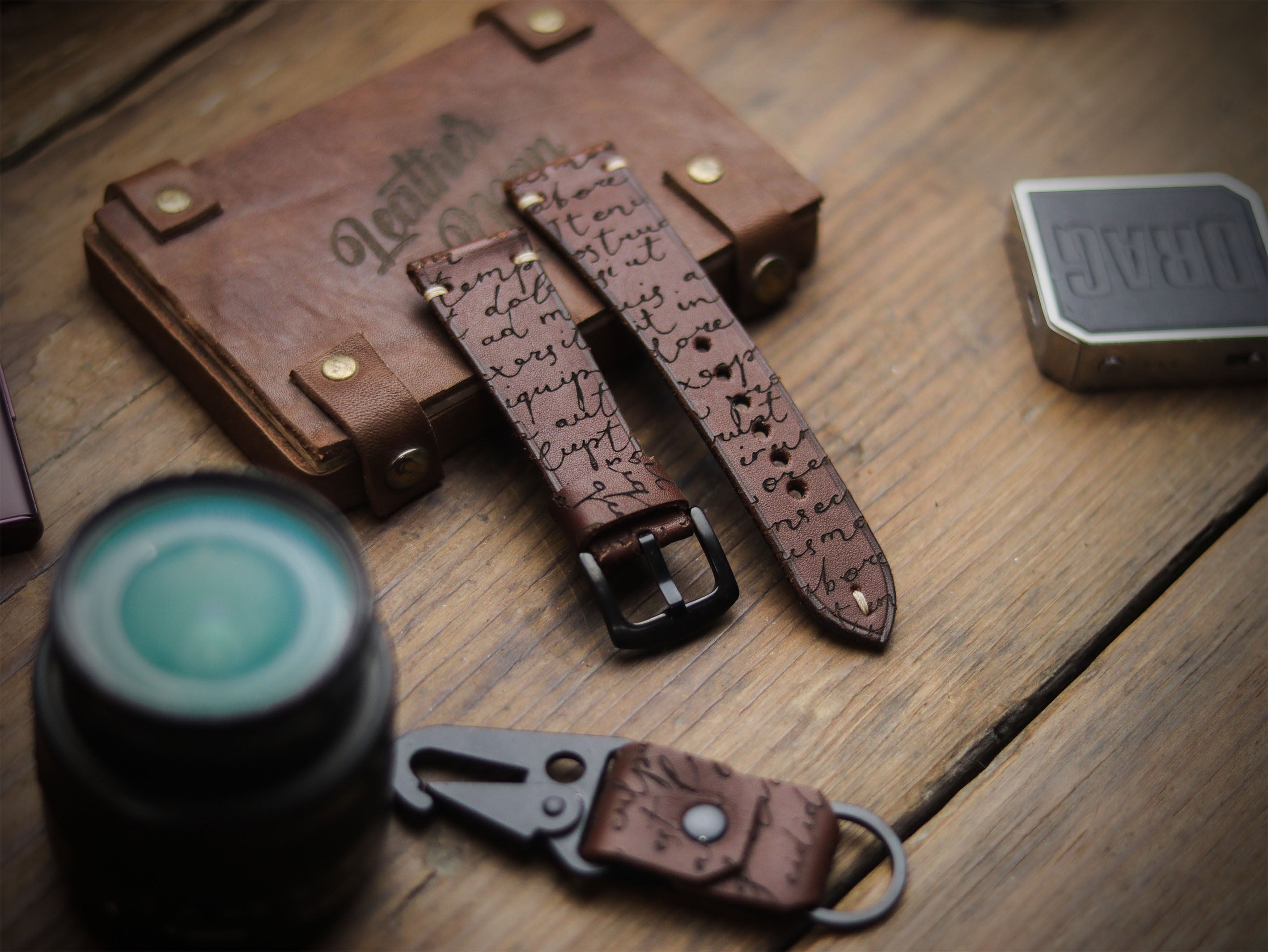 E3 ENGRAVED HAND-CRAFTED QUICK PINS STRAPS - CHESTNUT BROWN