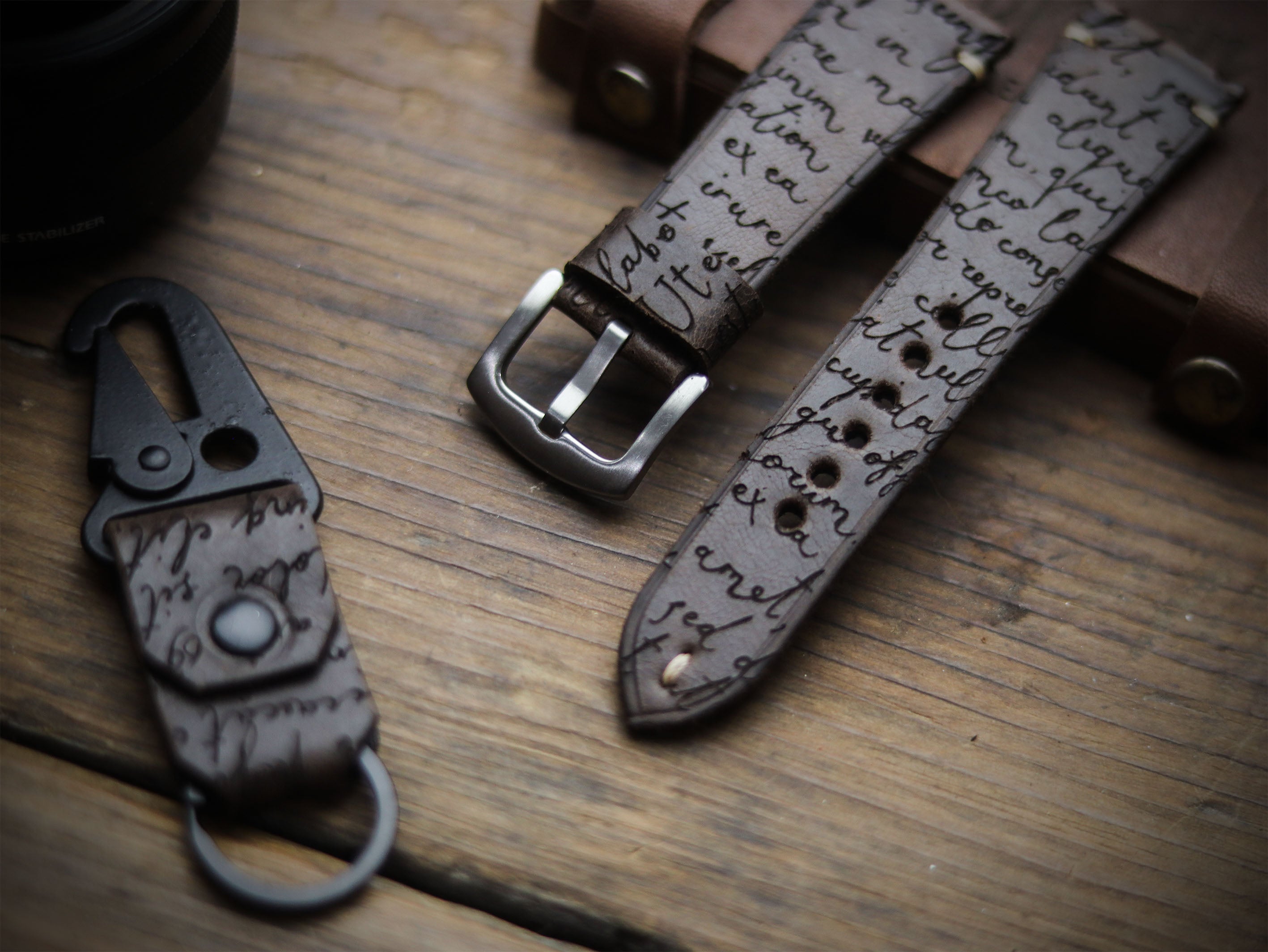 E3 ENGRAVED HAND-CRAFTED QUICK PINS STRAPS - WALNUT BROWN