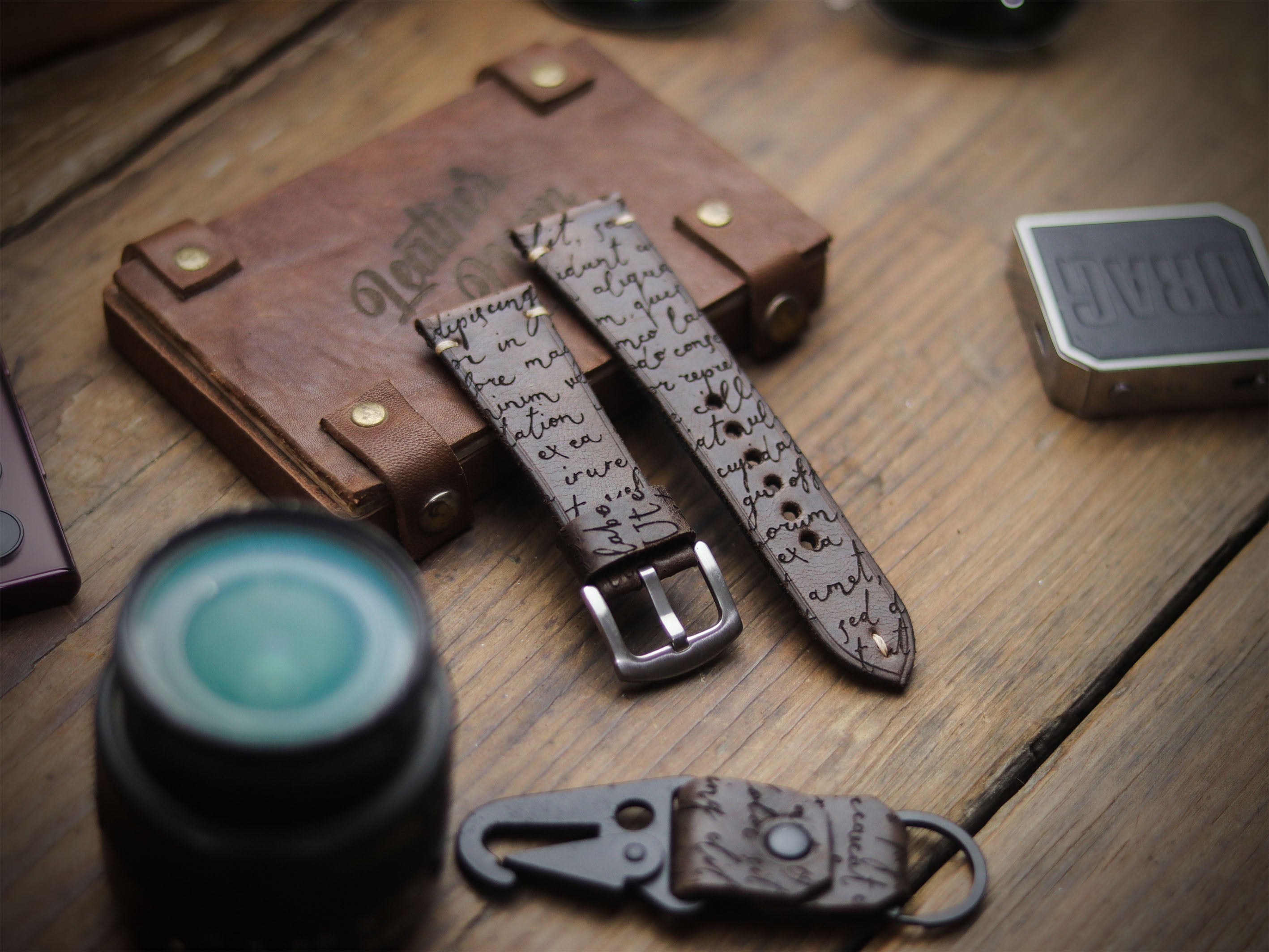 E3 ENGRAVED HAND-CRAFTED QUICK PINS STRAPS - WALNUT BROWN