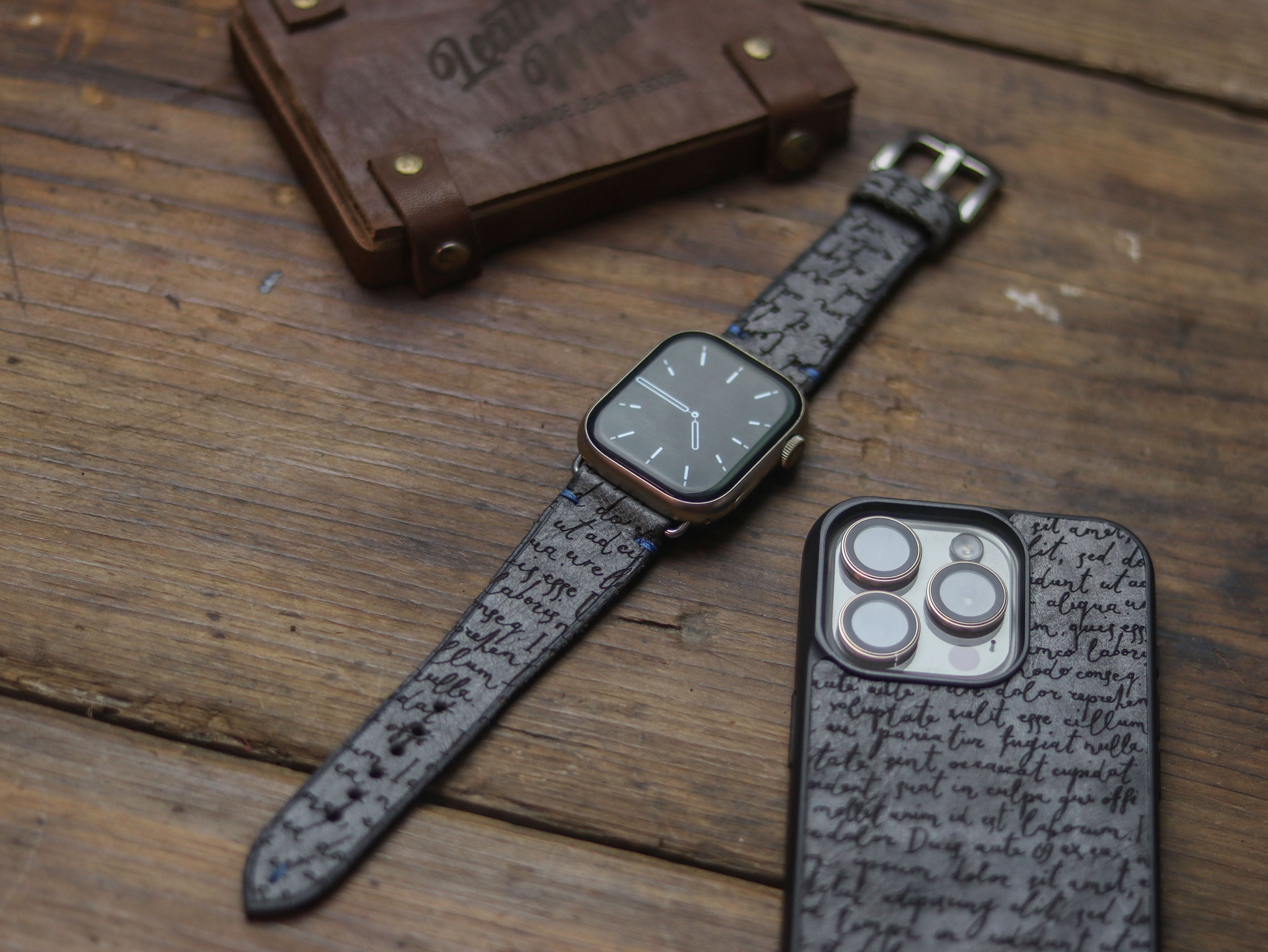 E3 ENGRAVED HAND-CRAFTED APPLE STRAPS - STONE BLUE
