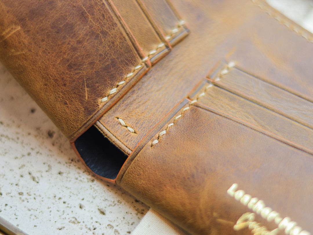 ATTICUS - Bronze Brown Veg Tan Waxed Pull Up Leather