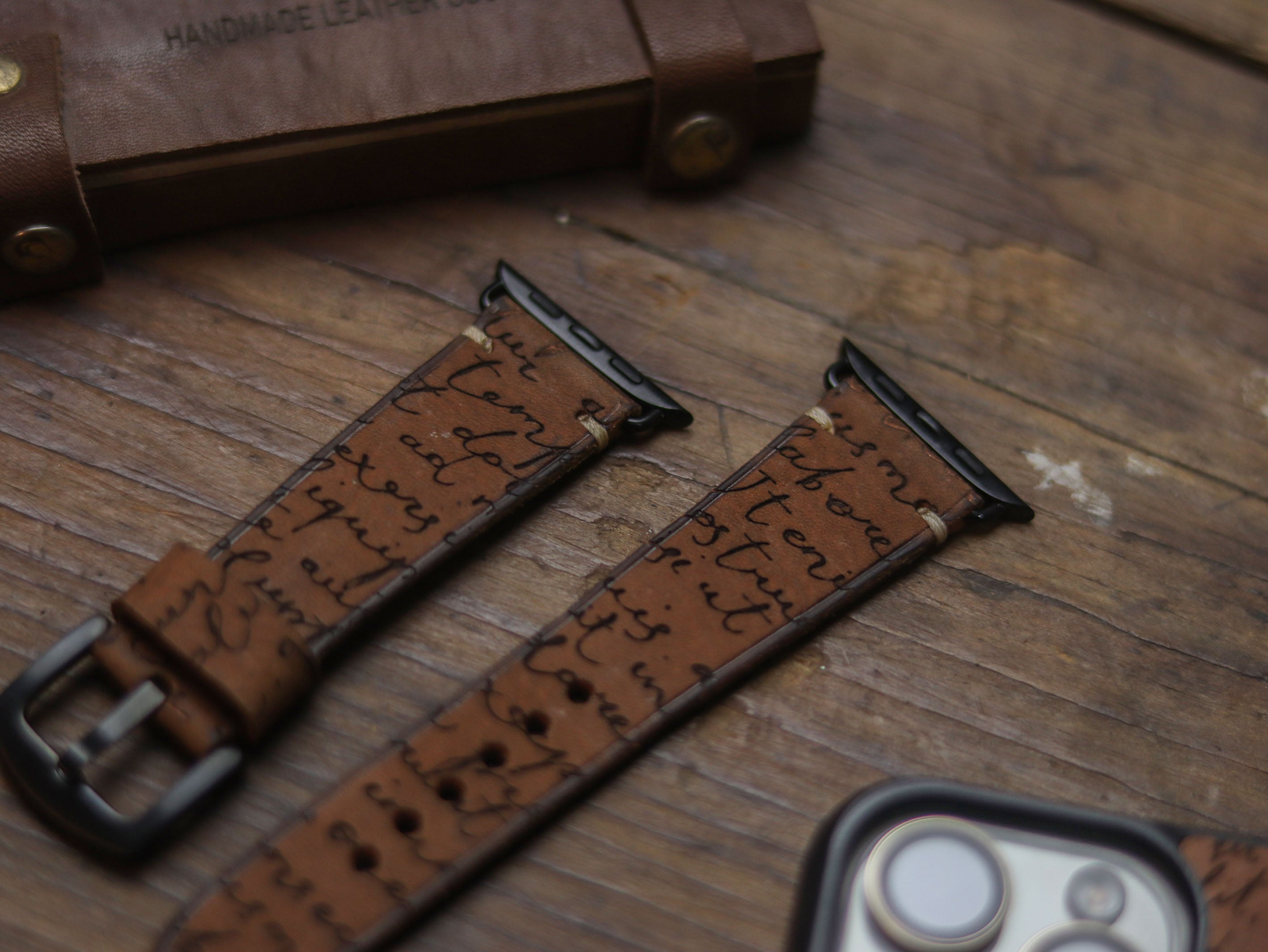 E3 ENGRAVED HAND-CRAFTED APPLE STRAPS - RUSTY BROWN