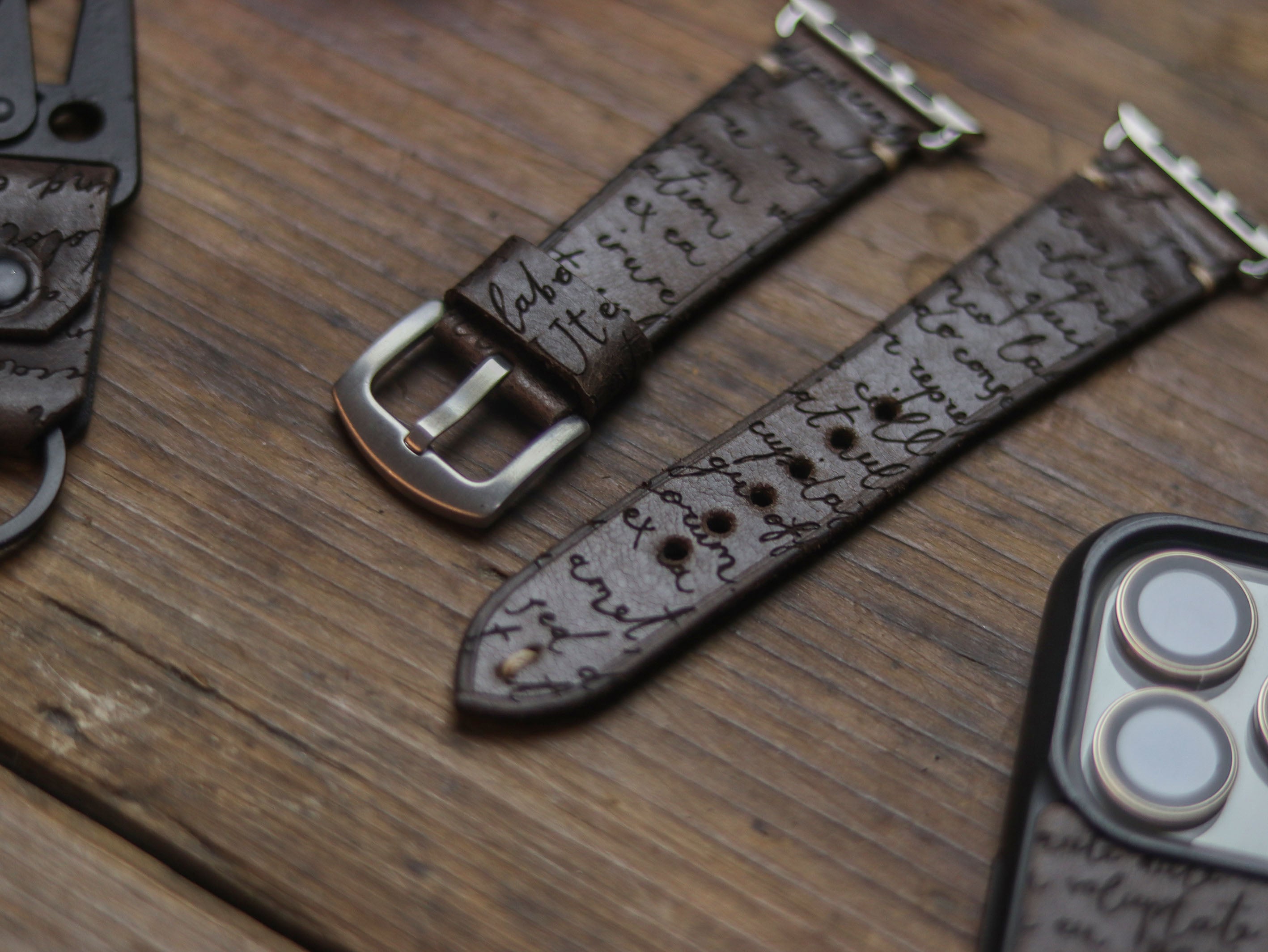 E3 ENGRAVED HAND-CRAFTED APPLE STRAPS - WALNUT BROWN