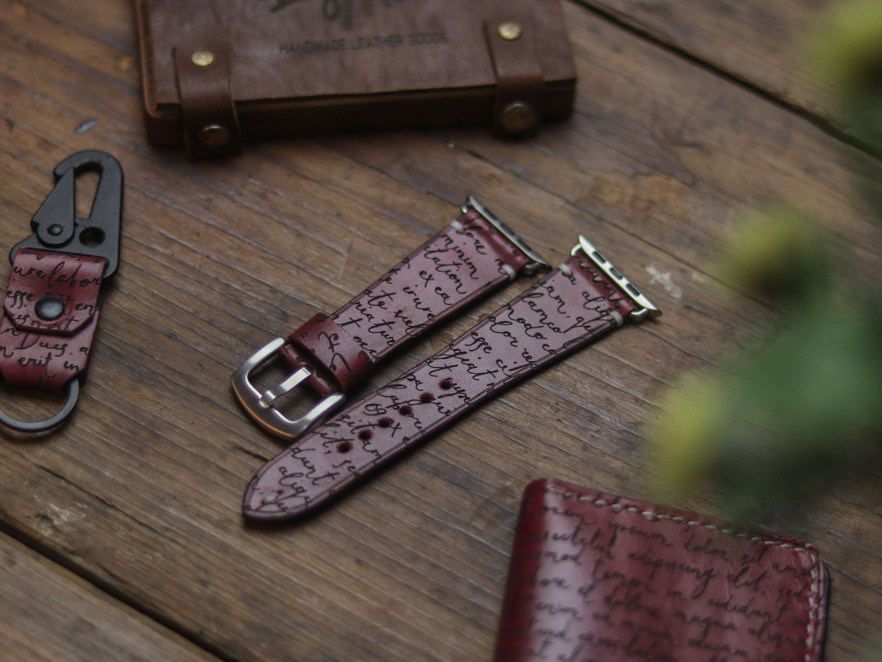 E3 ENGRAVED HAND-CRAFTED APPLE STRAPS - CARMINE BURGUNDY