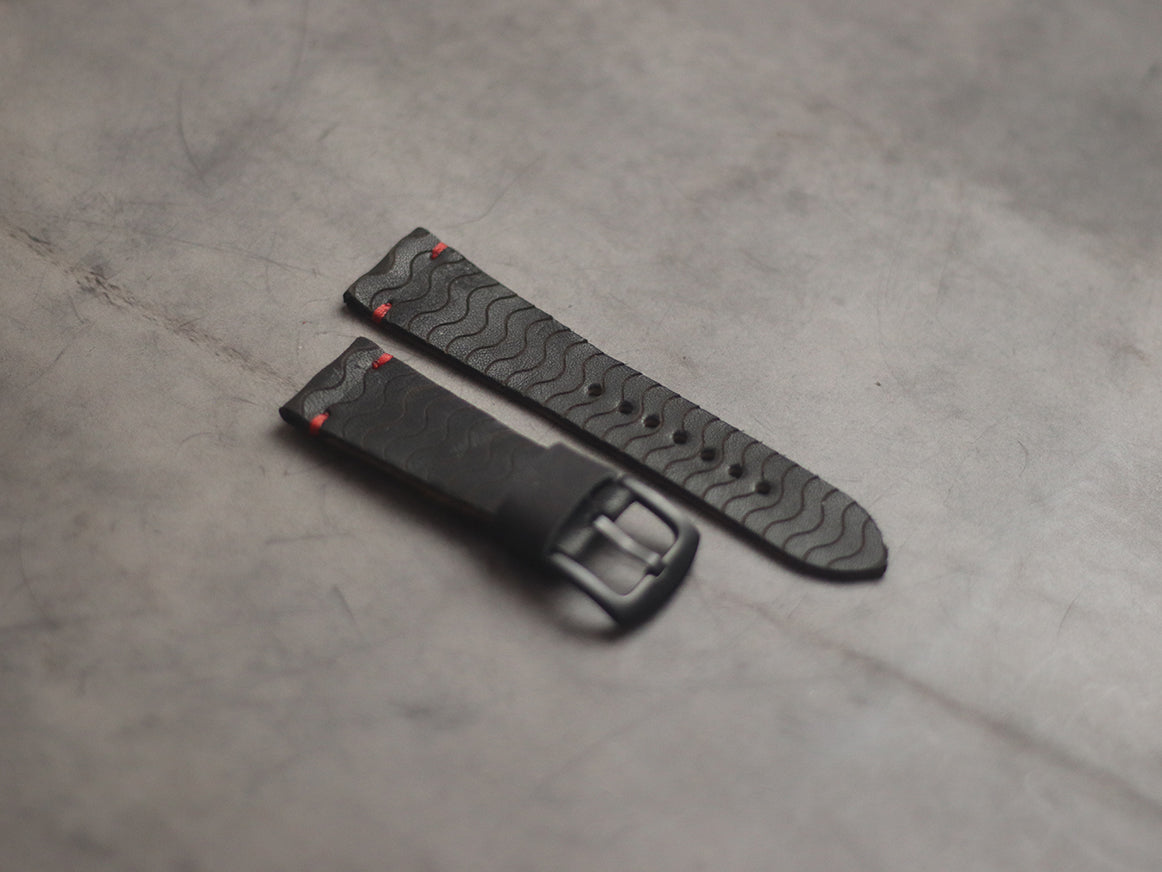 "E2" ENGRAVED STRAPS - BLACK