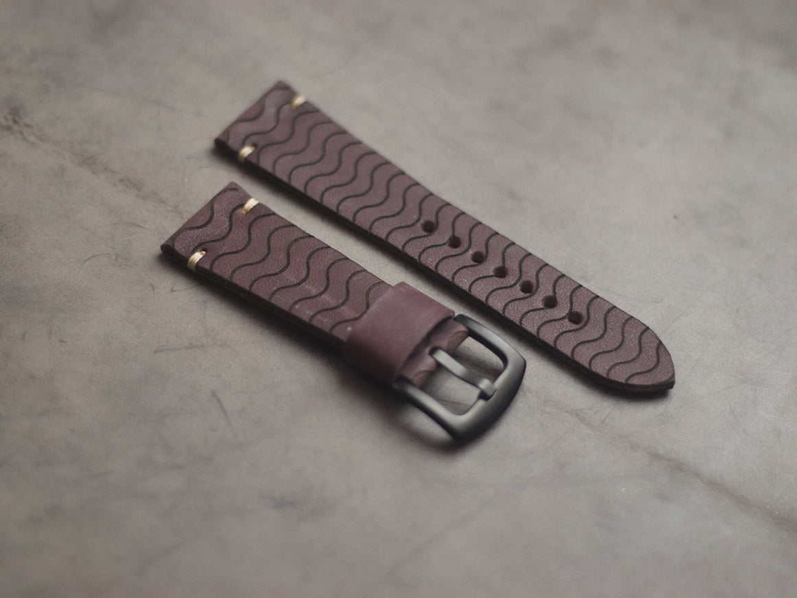 "E2" ENGRAVED STRAPS - BOUSENBERRY