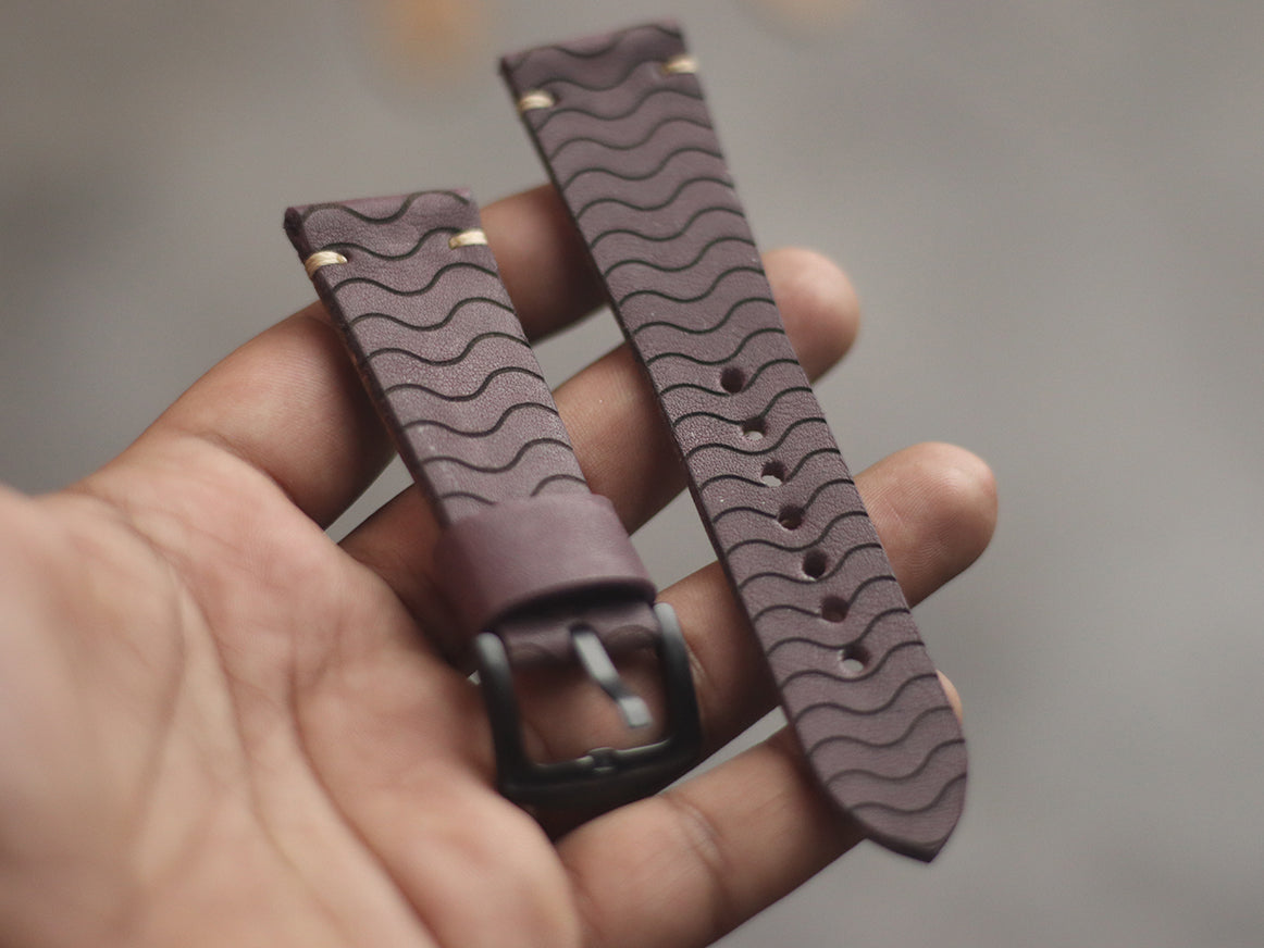 "E2" ENGRAVED STRAPS - BOUSENBERRY