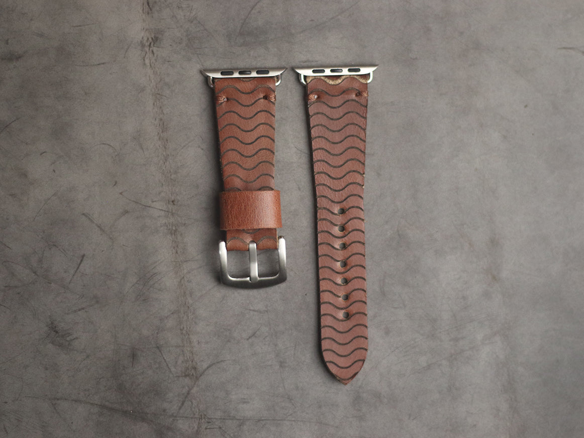 "E2" ENGRAVED STRAPS - SYRUP BROWN