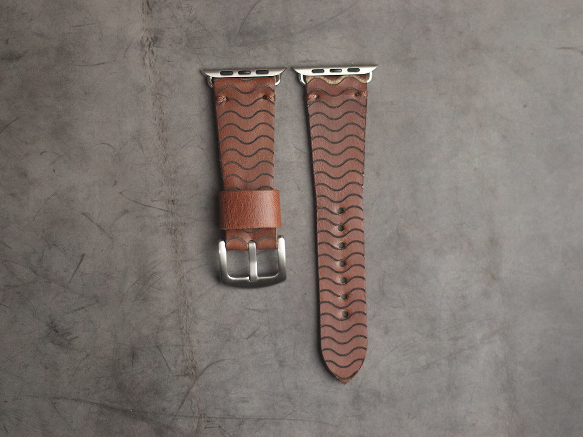 "E2" ENGRAVED STRAPS - SYRUP BROWN