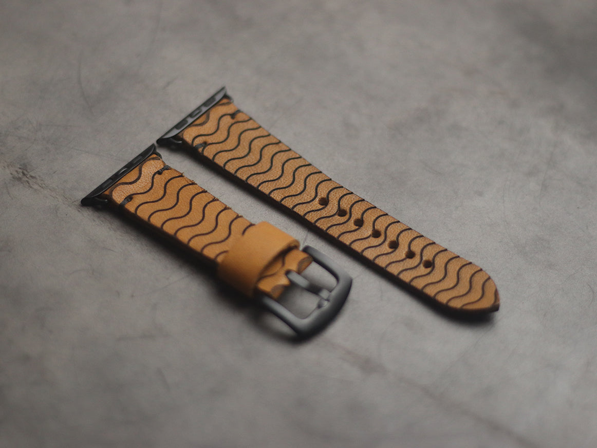 "E2" ENGRAVED STRAPS - MUSTARD