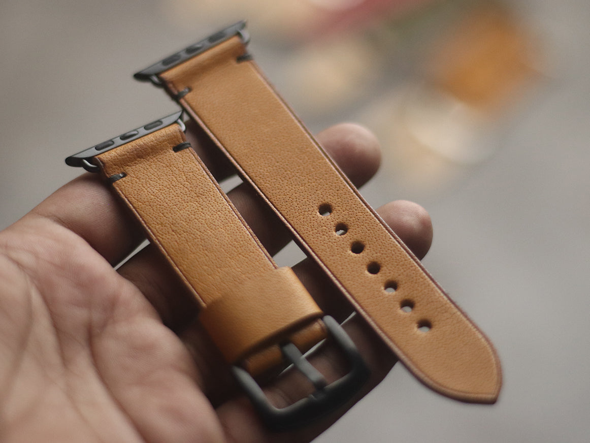 MUSTARD MINIMAL STITCHED HAND-CRAFTED APPLE WATCH STRAPS