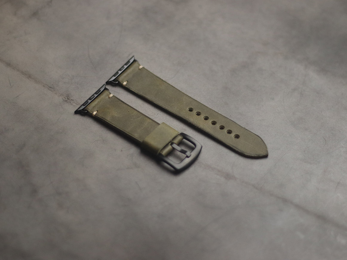 SEAWEED GREEN MINIMAL STITCHED HAND-CRAFTED APPLE WATCH STRAPS