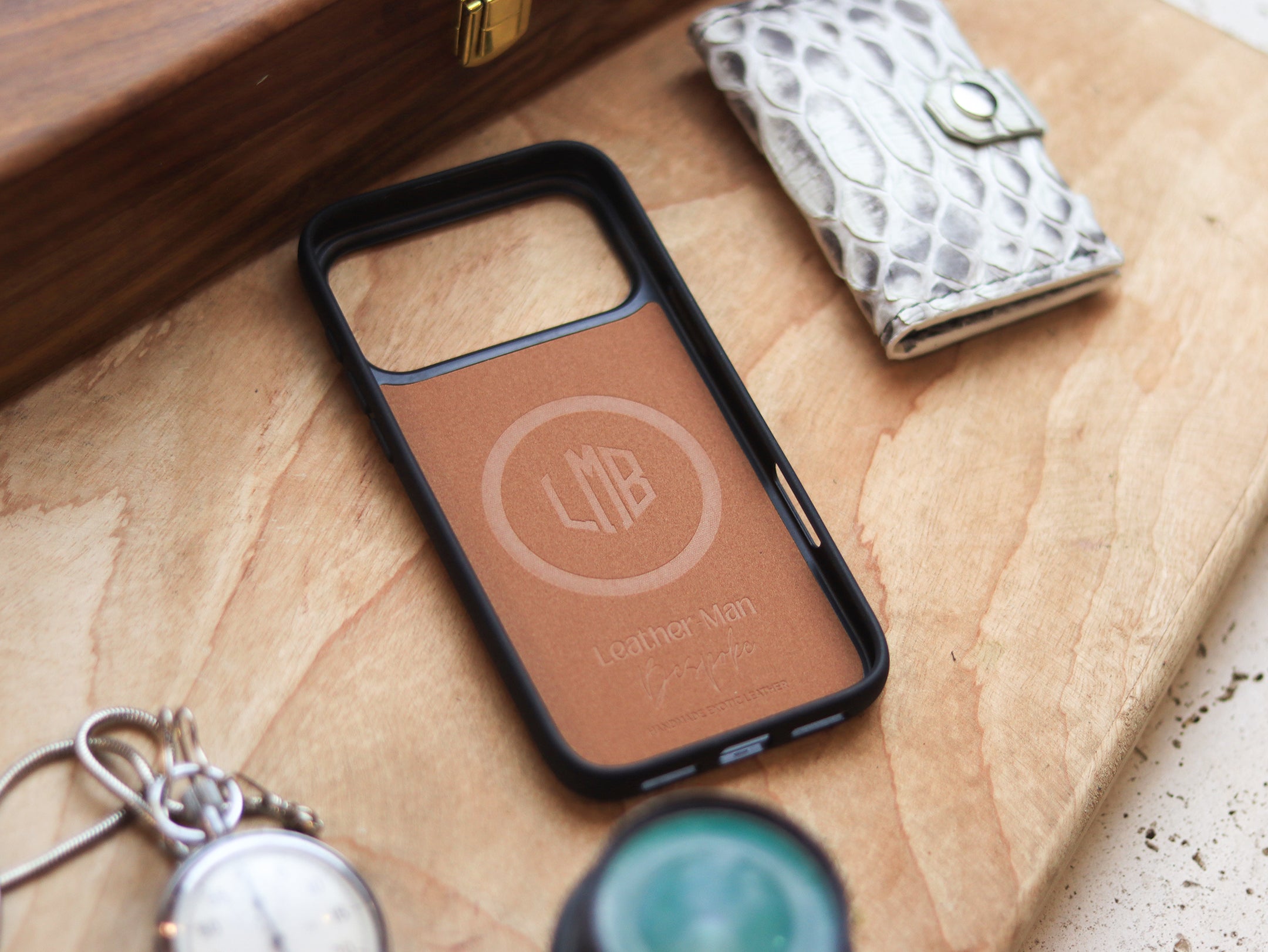 NATURAL COLOR PYTHON SKIN MAGSAFE CASE